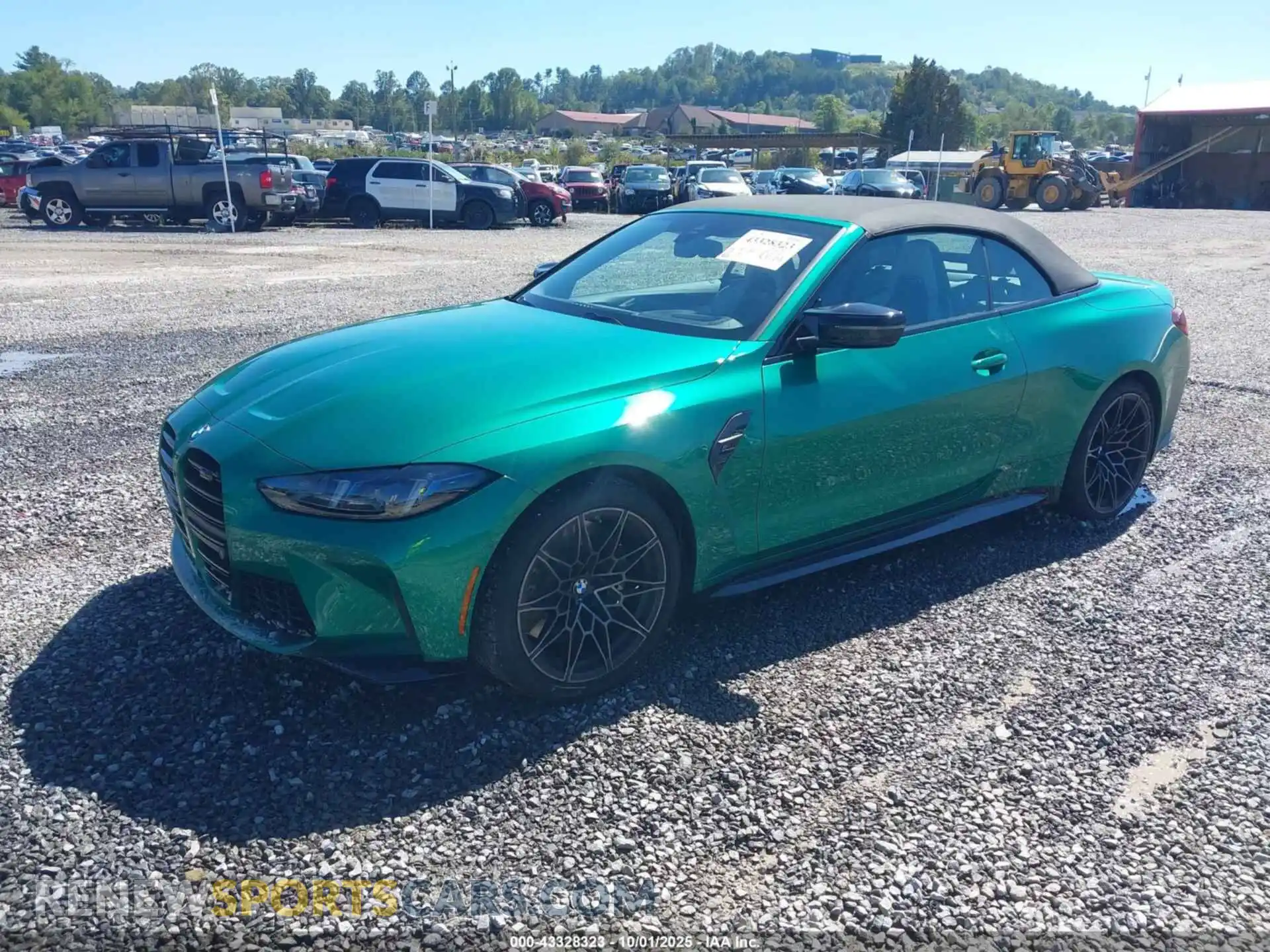 2 Photograph of a damaged car WBS43BA03TCW01949 BMW M4 2026