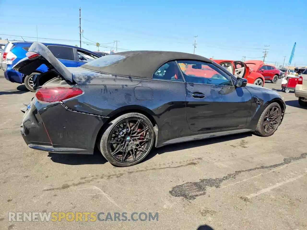 3 Photograph of a damaged car WBS43BA08TCV63084 BMW M4 2026