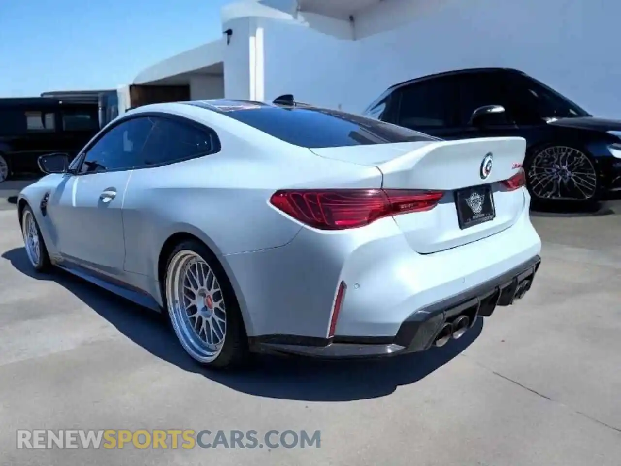 3 Photograph of a damaged car WBS63AZ02PCL67XXX BMW M4 CSL 2023