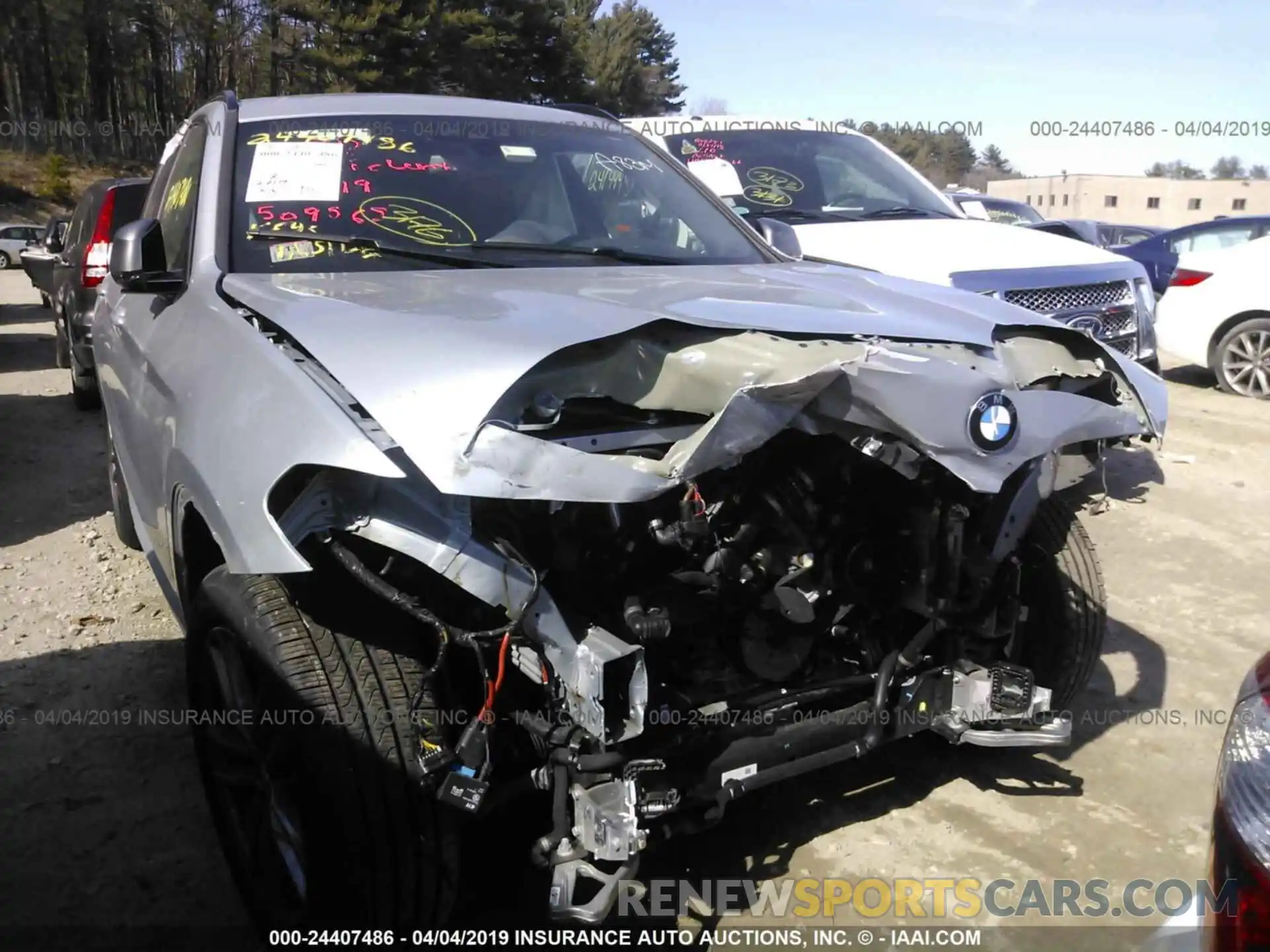 6 Photograph of a damaged car 5UXTS3C51K0Z05865 BMW M40I 2019