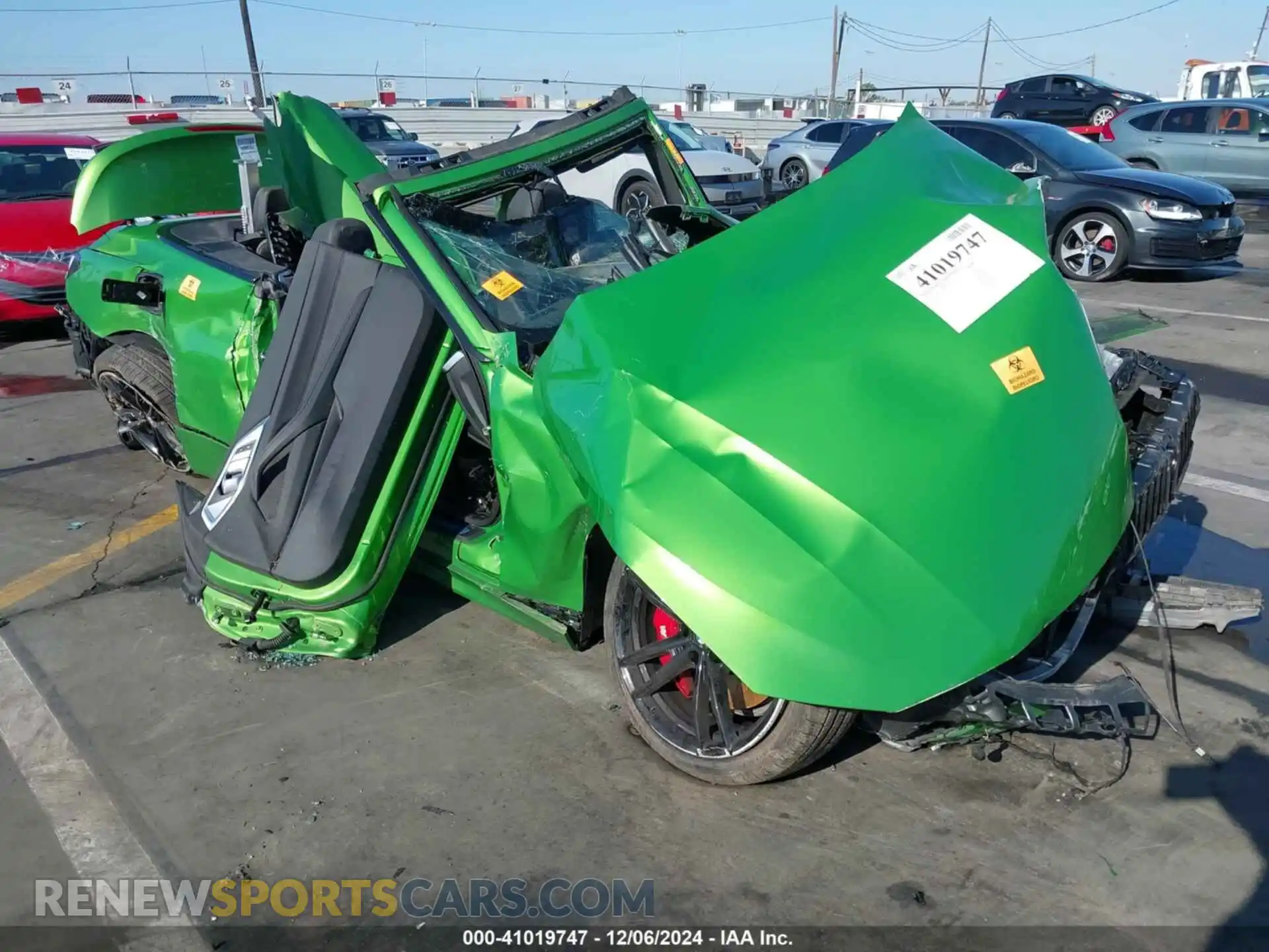 1 Photograph of a damaged car WBA63AT05RCP16341 BMW M440I 2024