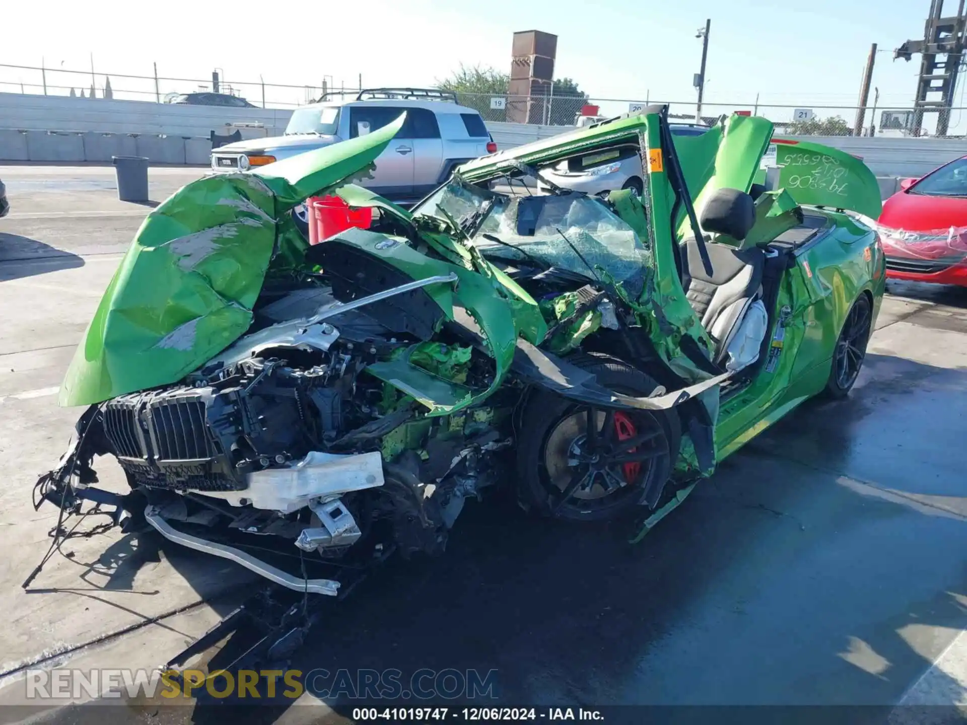 2 Photograph of a damaged car WBA63AT05RCP16341 BMW M440I 2024