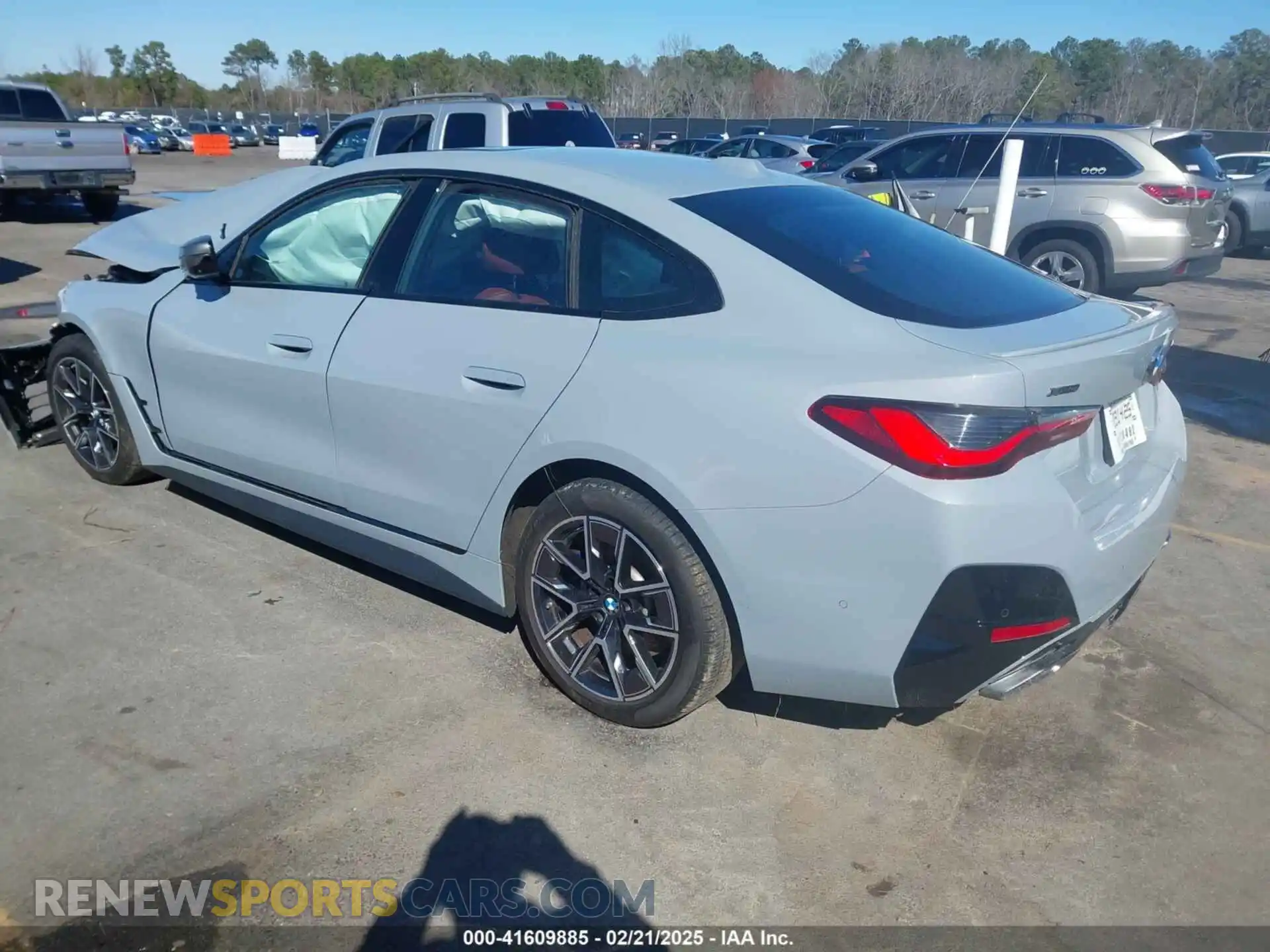 3 fotografías del automóvil dañado WBA13AW09RFS58470 BMW M440I GRAN COUPE 2024