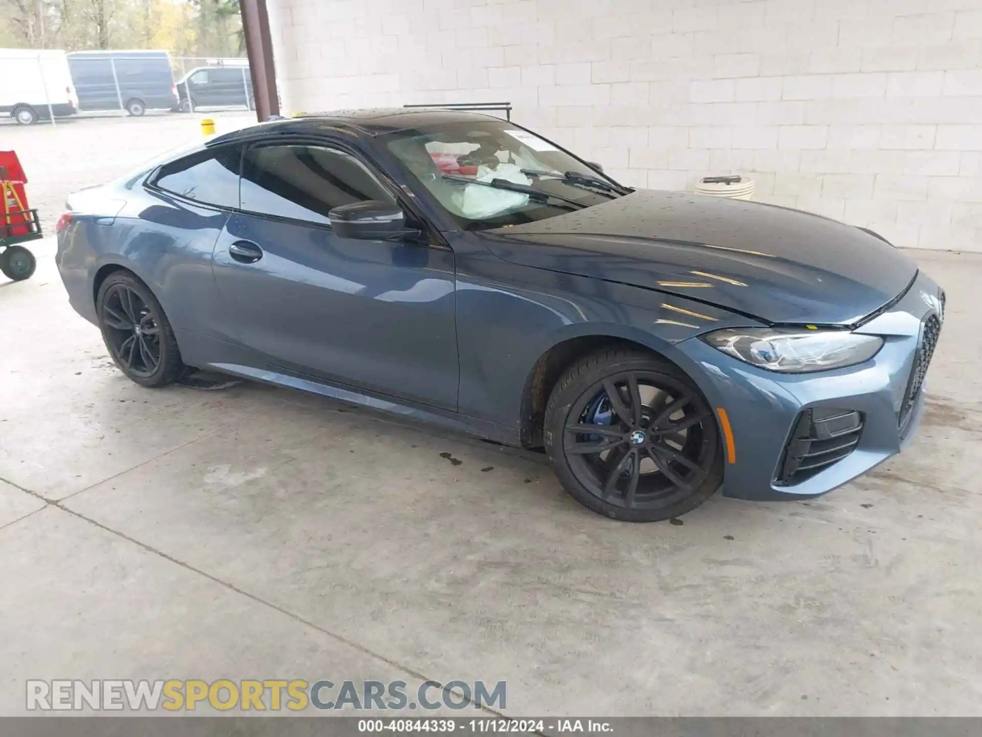 1 Photograph of a damaged car WBA13AR02MCF42726 BMW M440XI 2021