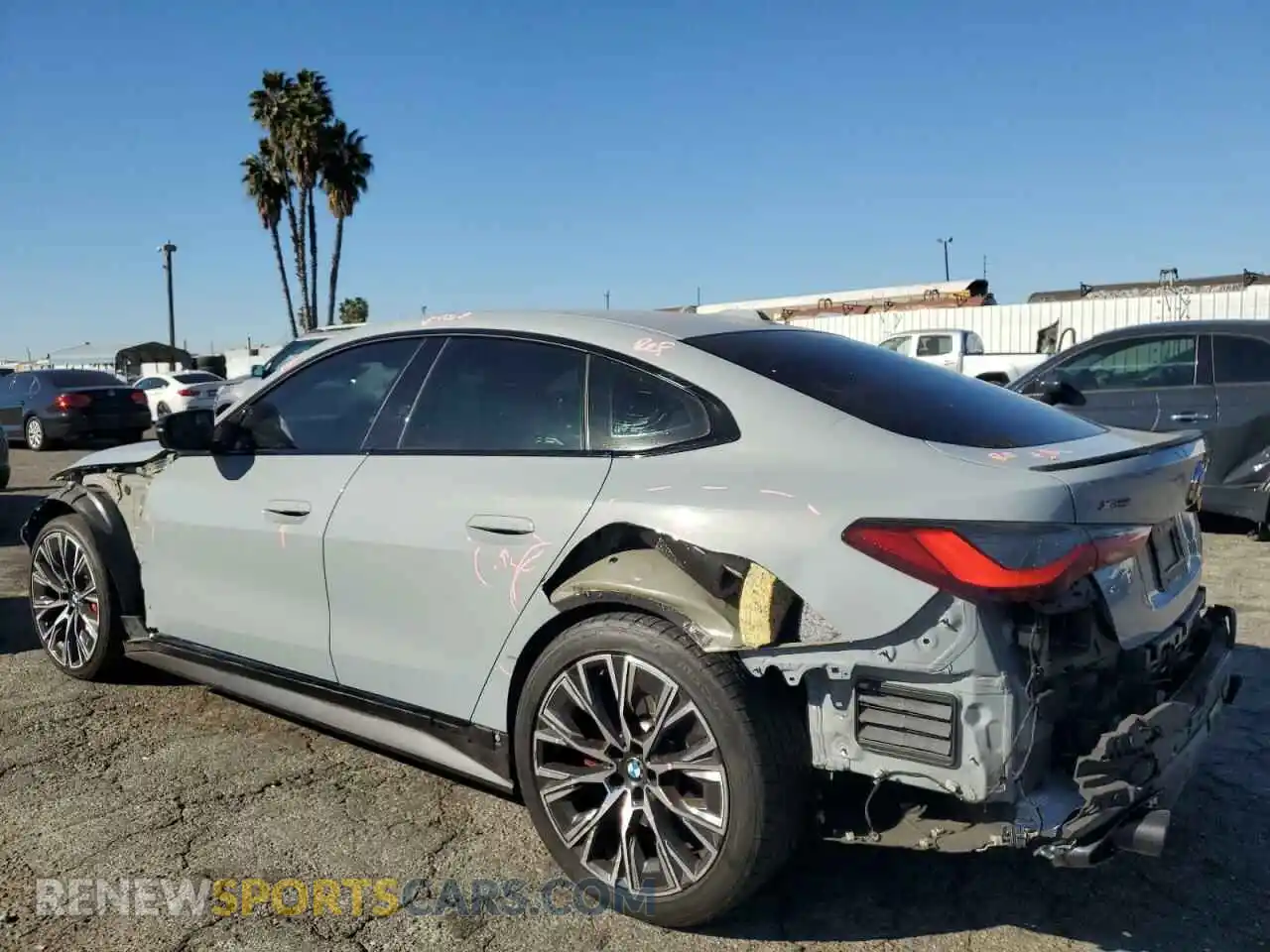 2 fotografías del automóvil dañado WBA13AW00NFM02529 BMW M440XI GRA 2022