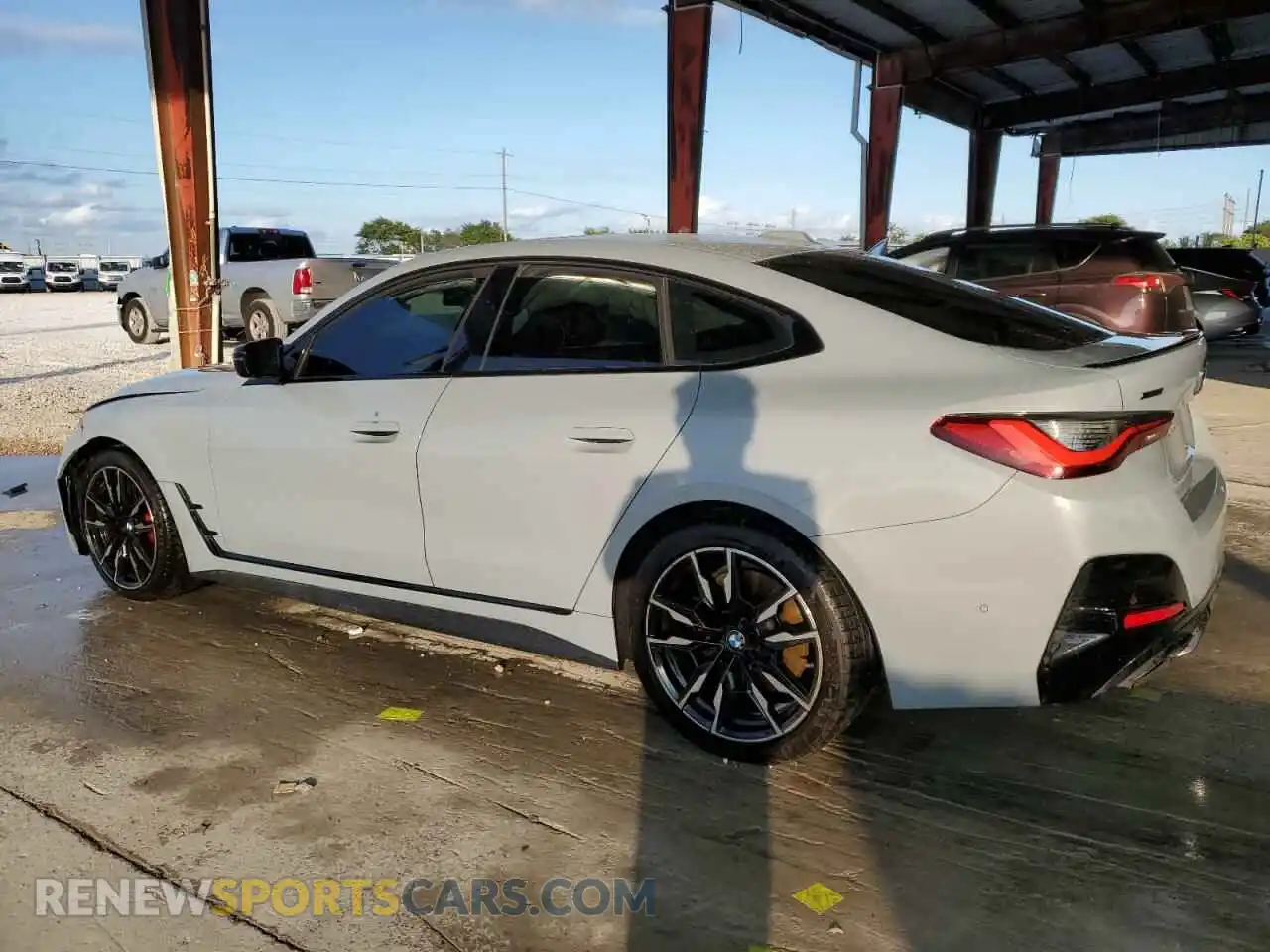 2 Photograph of a damaged car WBA13AW06NFM38130 BMW M440XI GRA 2022