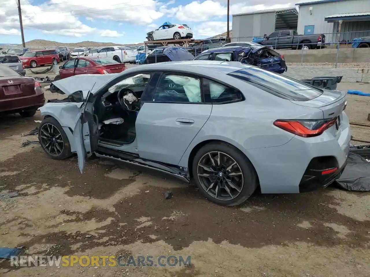 2 Фотография поврежденного автомобиля WBA13AW0XNFM27700 BMW M440XI GRA 2022