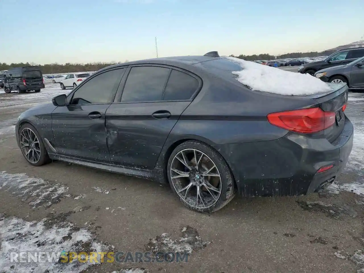 2 Photograph of a damaged car WBAJB9C50KB464405 BMW M5 2019