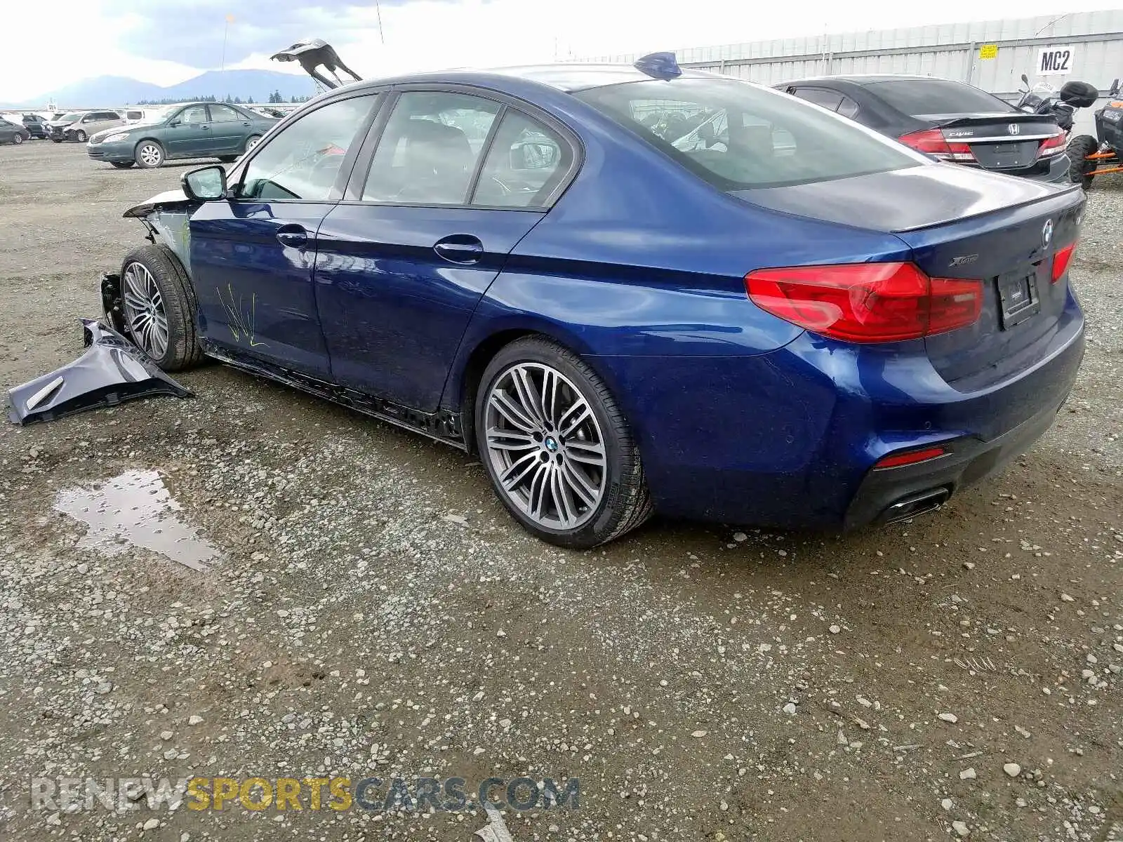 3 Photograph of a damaged car WBAJB9C50KB465182 BMW M5 2019
