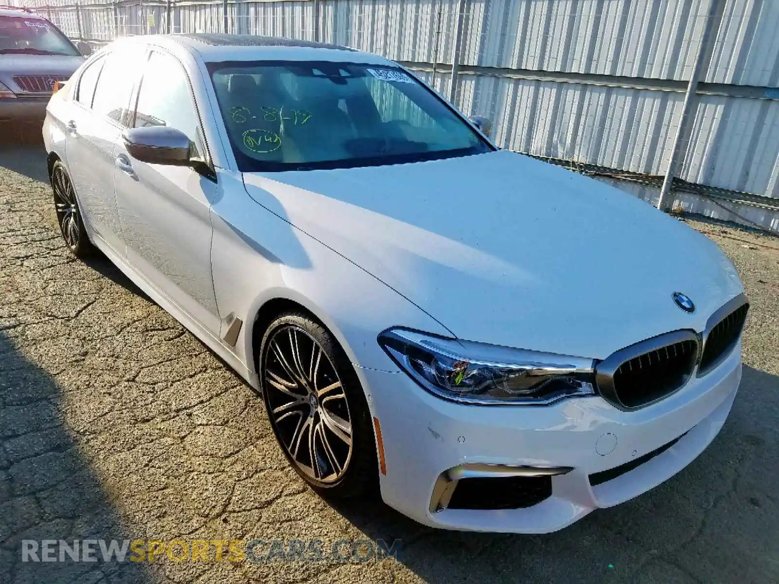 1 Photograph of a damaged car WBAJB9C51KB464235 BMW M5 2019