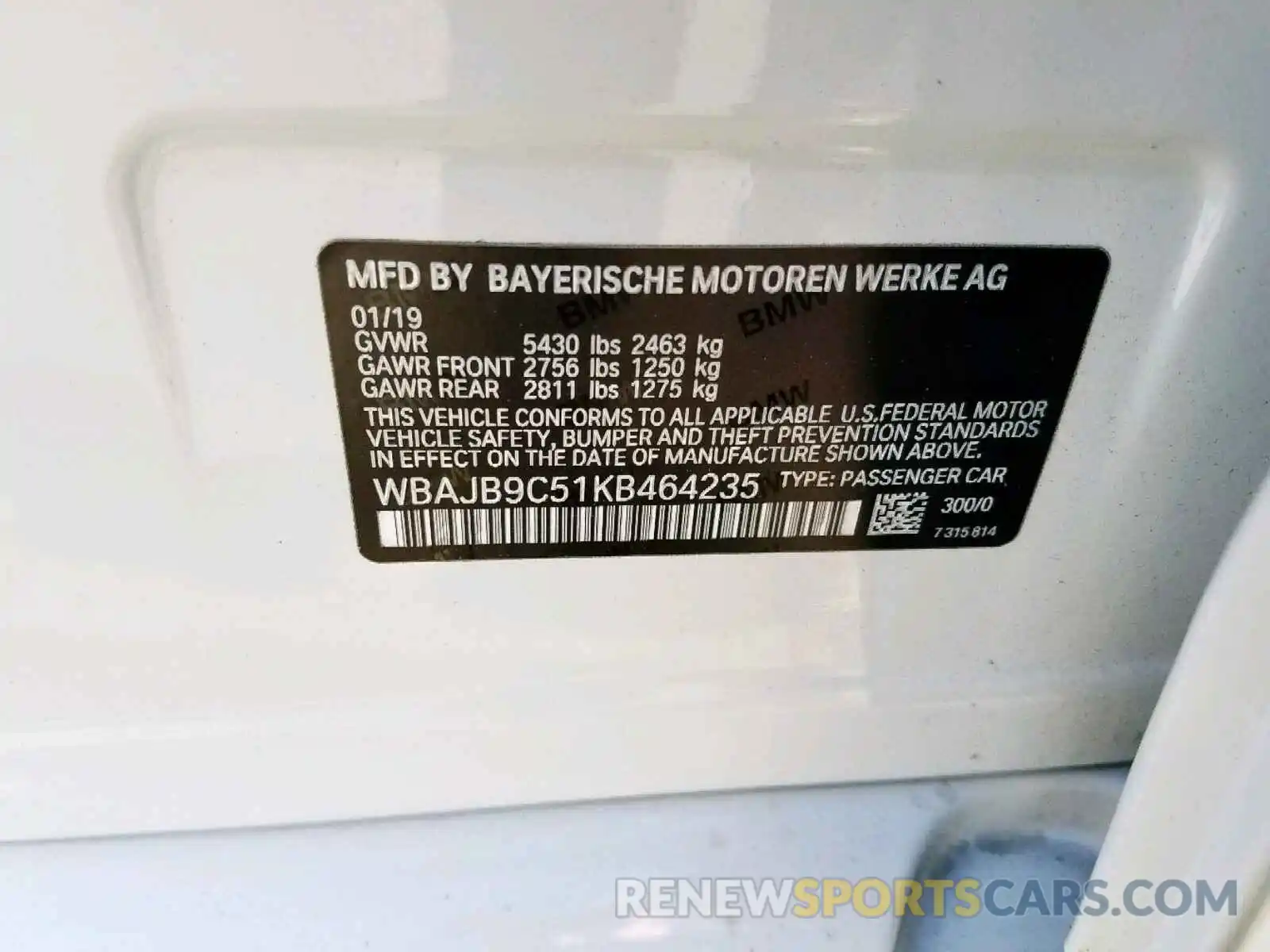 10 Photograph of a damaged car WBAJB9C51KB464235 BMW M5 2019