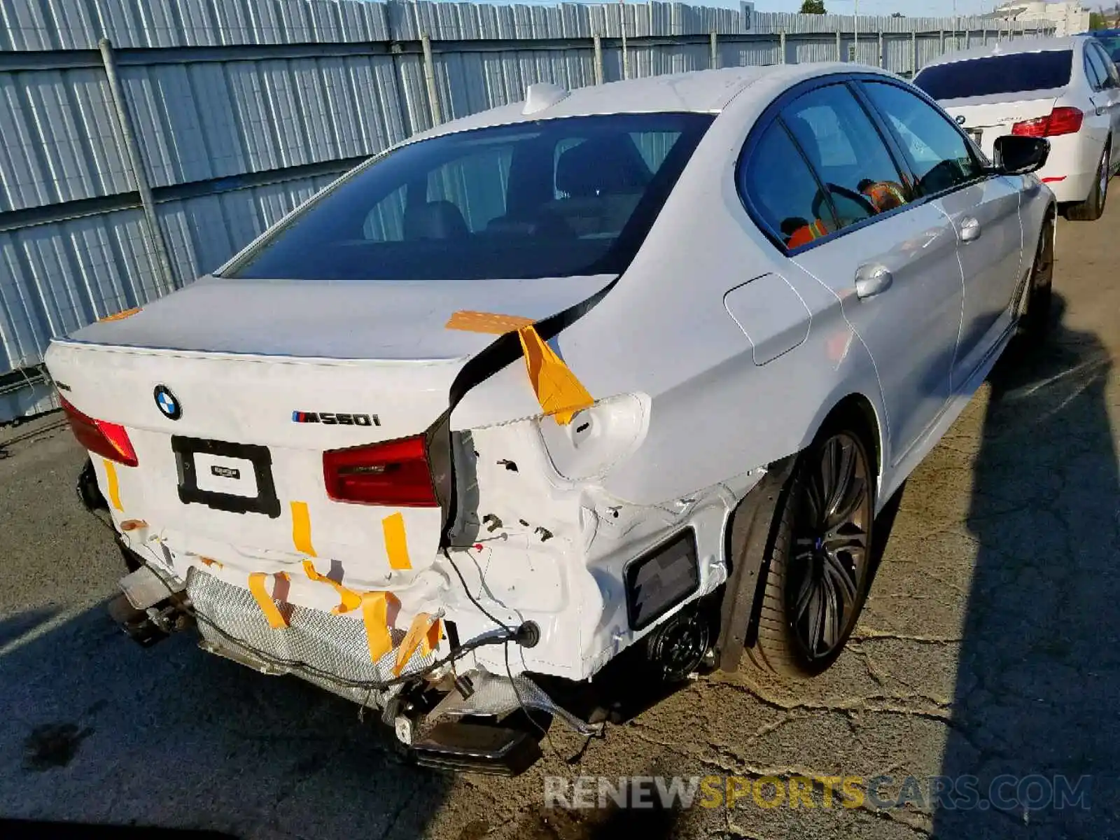 4 Photograph of a damaged car WBAJB9C51KB464235 BMW M5 2019