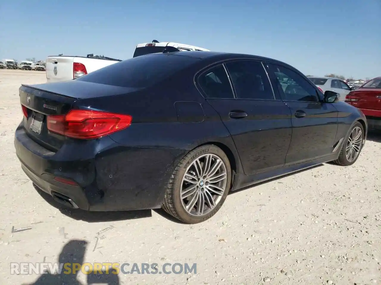 3 Photograph of a damaged car WBAJB9C52KB287646 BMW M5 2019