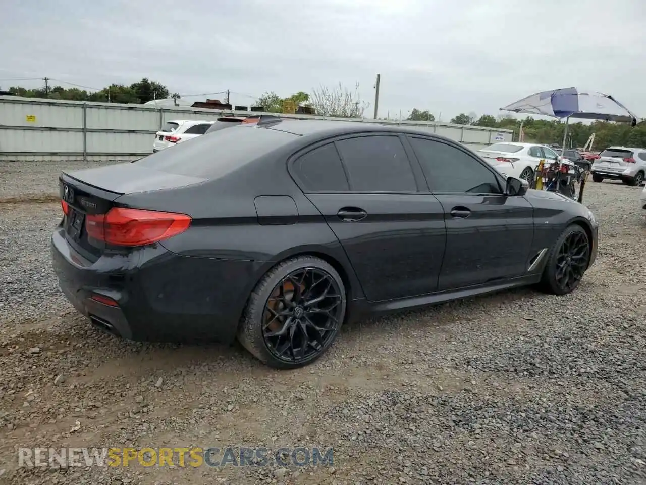 3 Photograph of a damaged car WBAJB9C52KB464342 BMW M5 2019