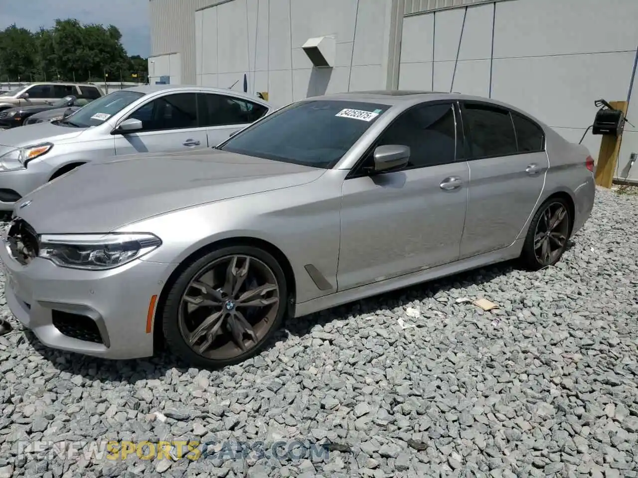 1 Photograph of a damaged car WBAJB9C53KB464902 BMW M5 2019
