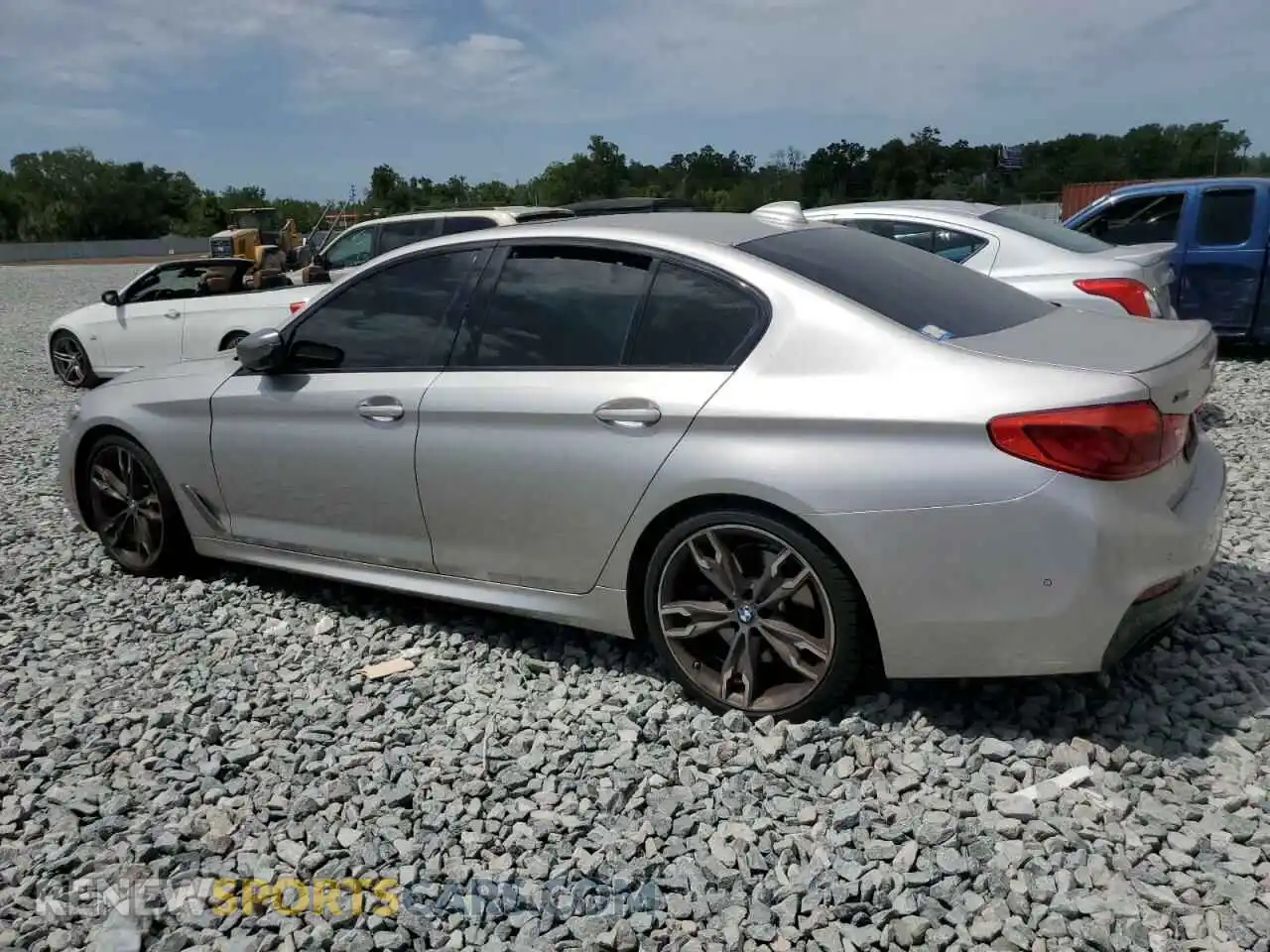 2 Photograph of a damaged car WBAJB9C53KB464902 BMW M5 2019