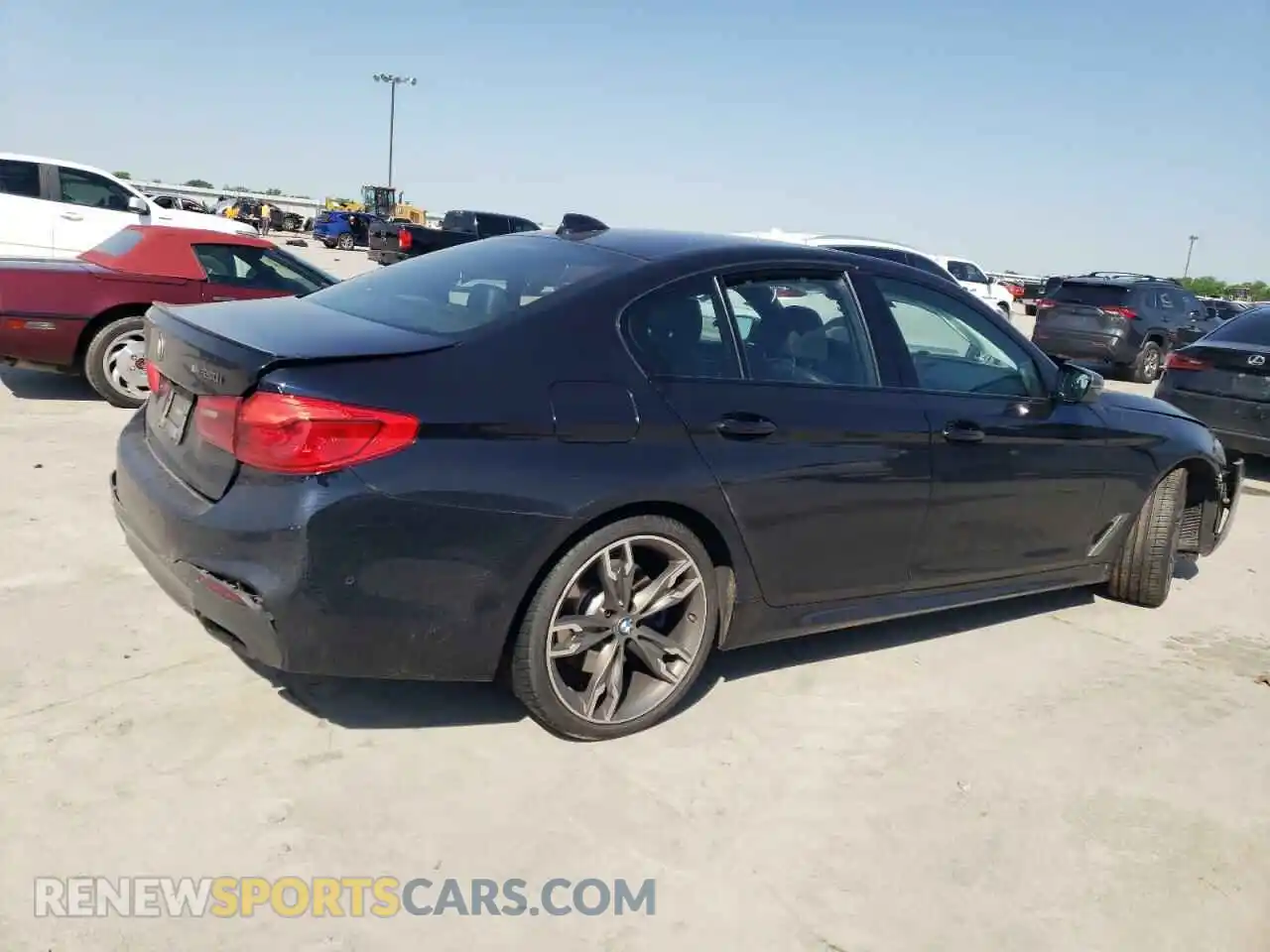 3 Photograph of a damaged car WBAJB9C56KB464277 BMW M5 2019