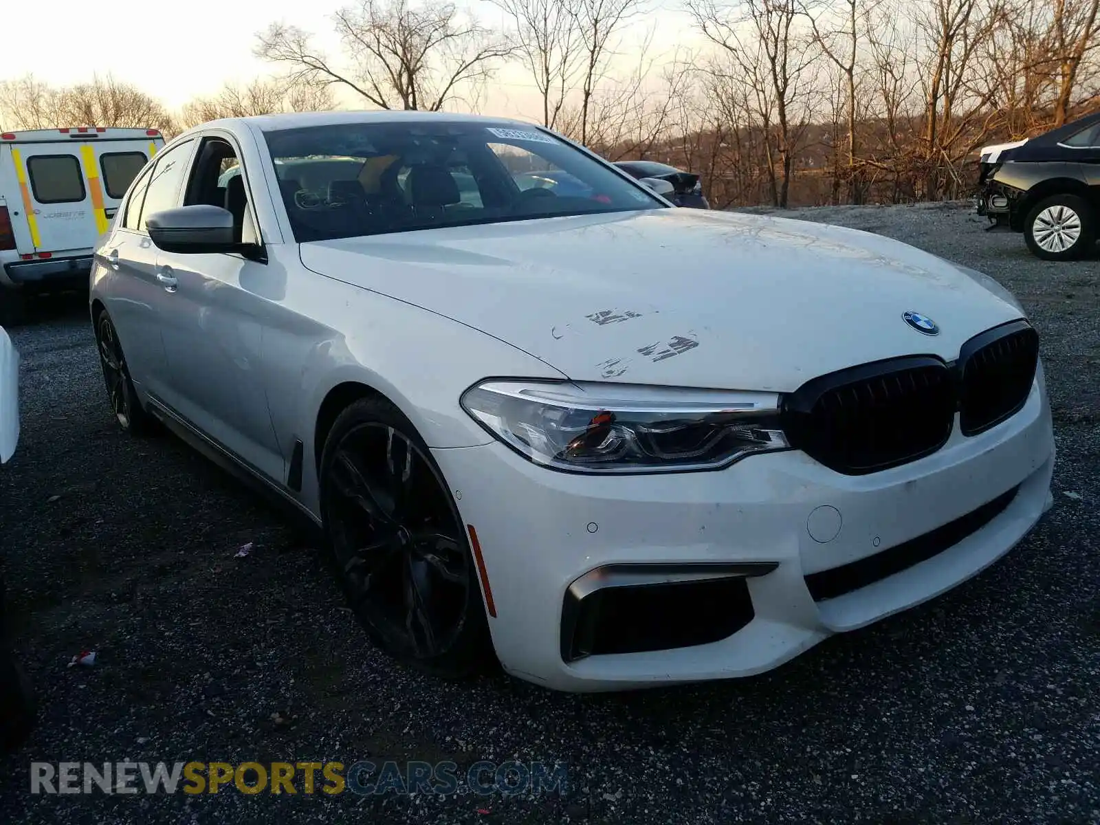 1 Photograph of a damaged car WBAJB9C57KB287545 BMW M5 2019