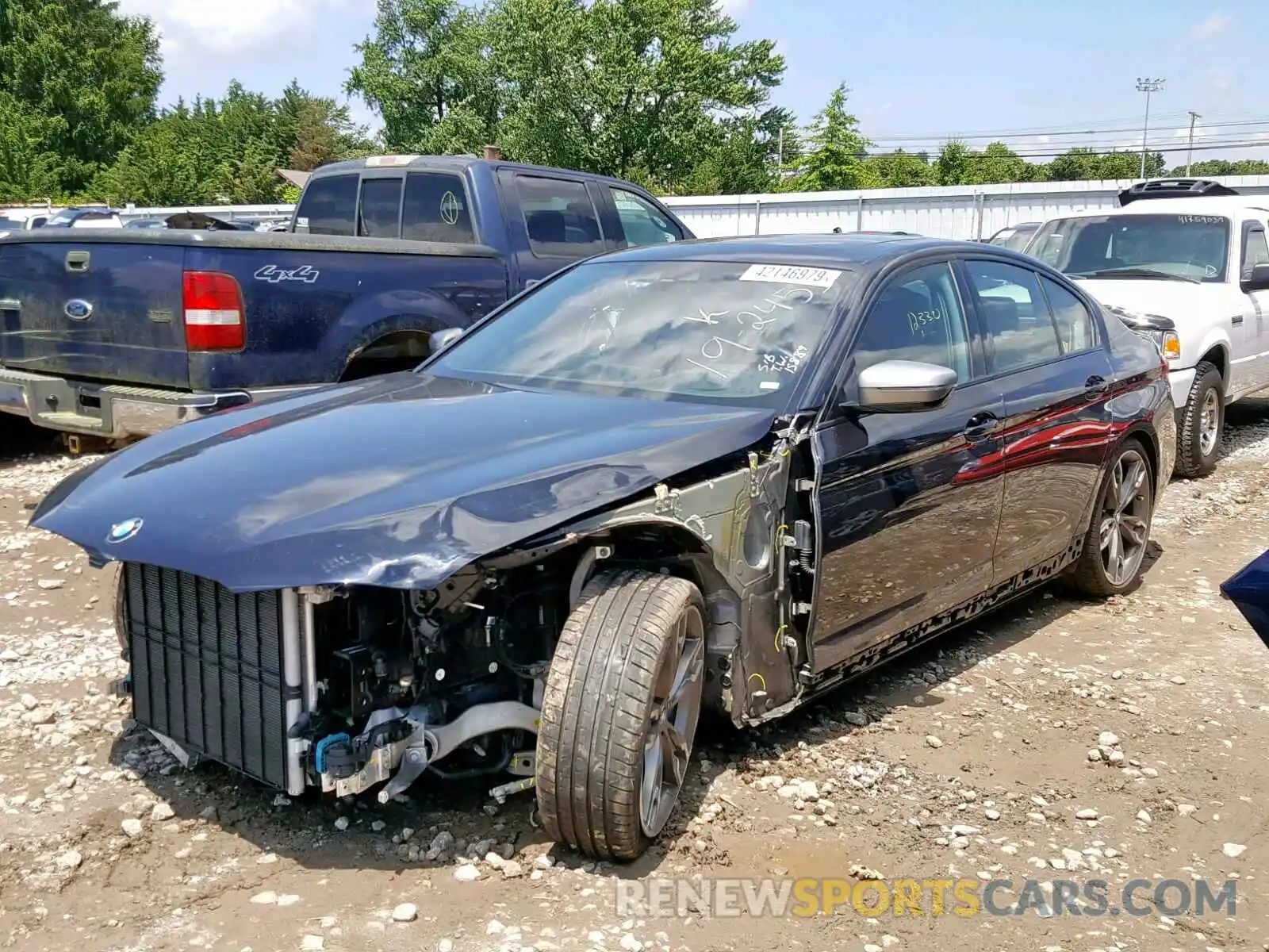 2 Photograph of a damaged car WBAJB9C57KB288534 BMW M5 2019