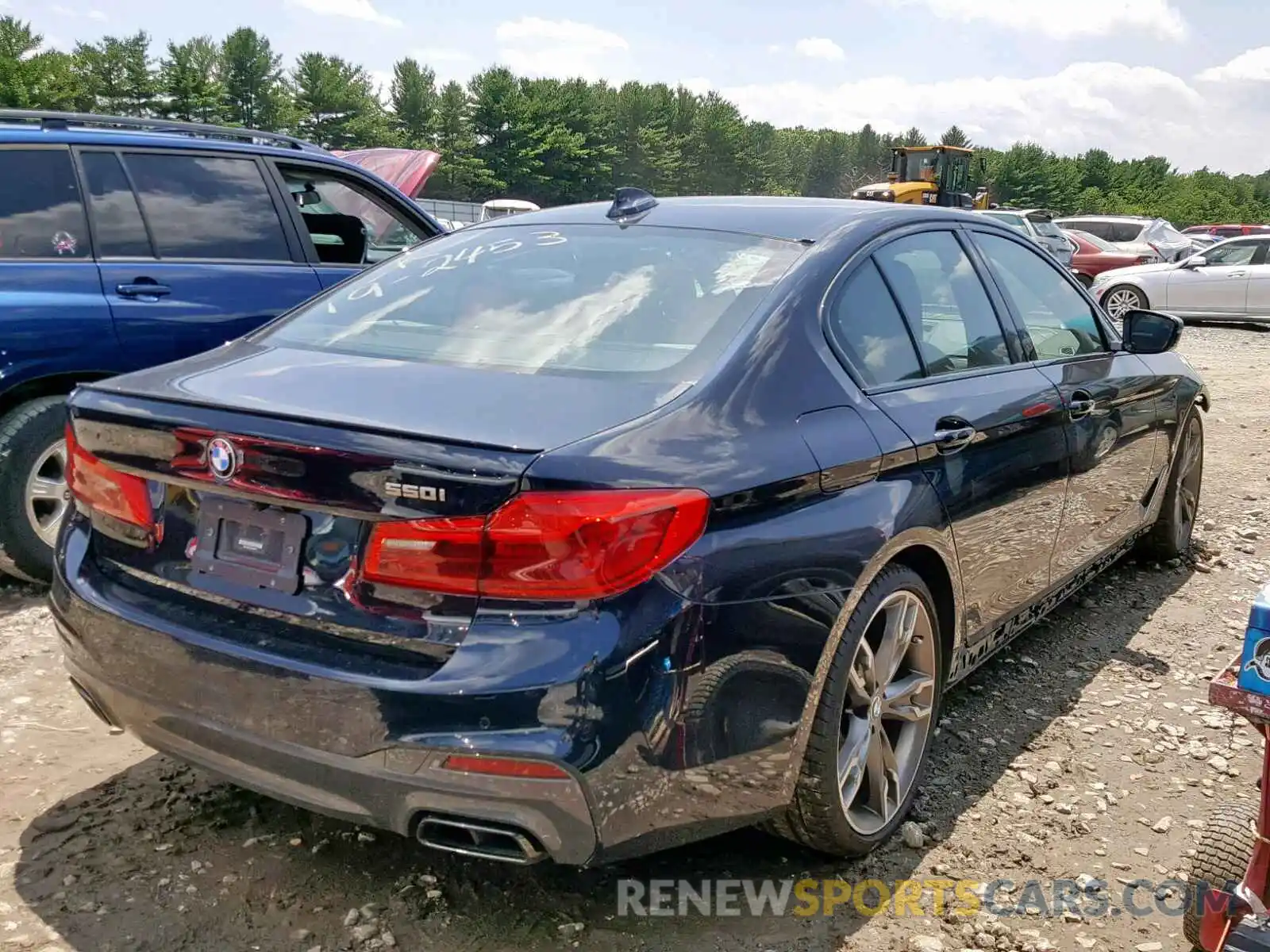 4 Photograph of a damaged car WBAJB9C57KB288534 BMW M5 2019