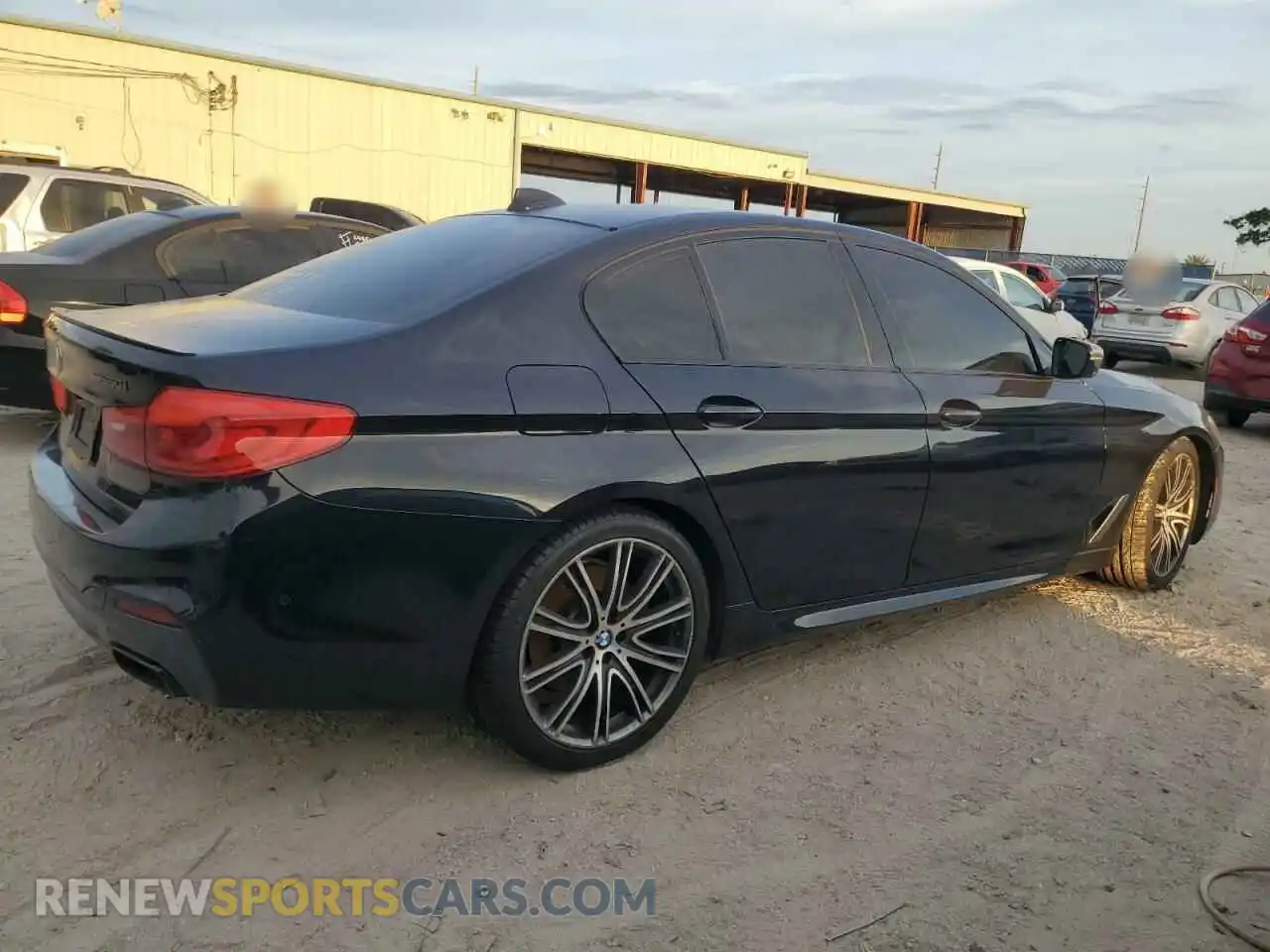 3 fotografías del automóvil dañado WBAJB9C58KB288090 BMW M5 2019