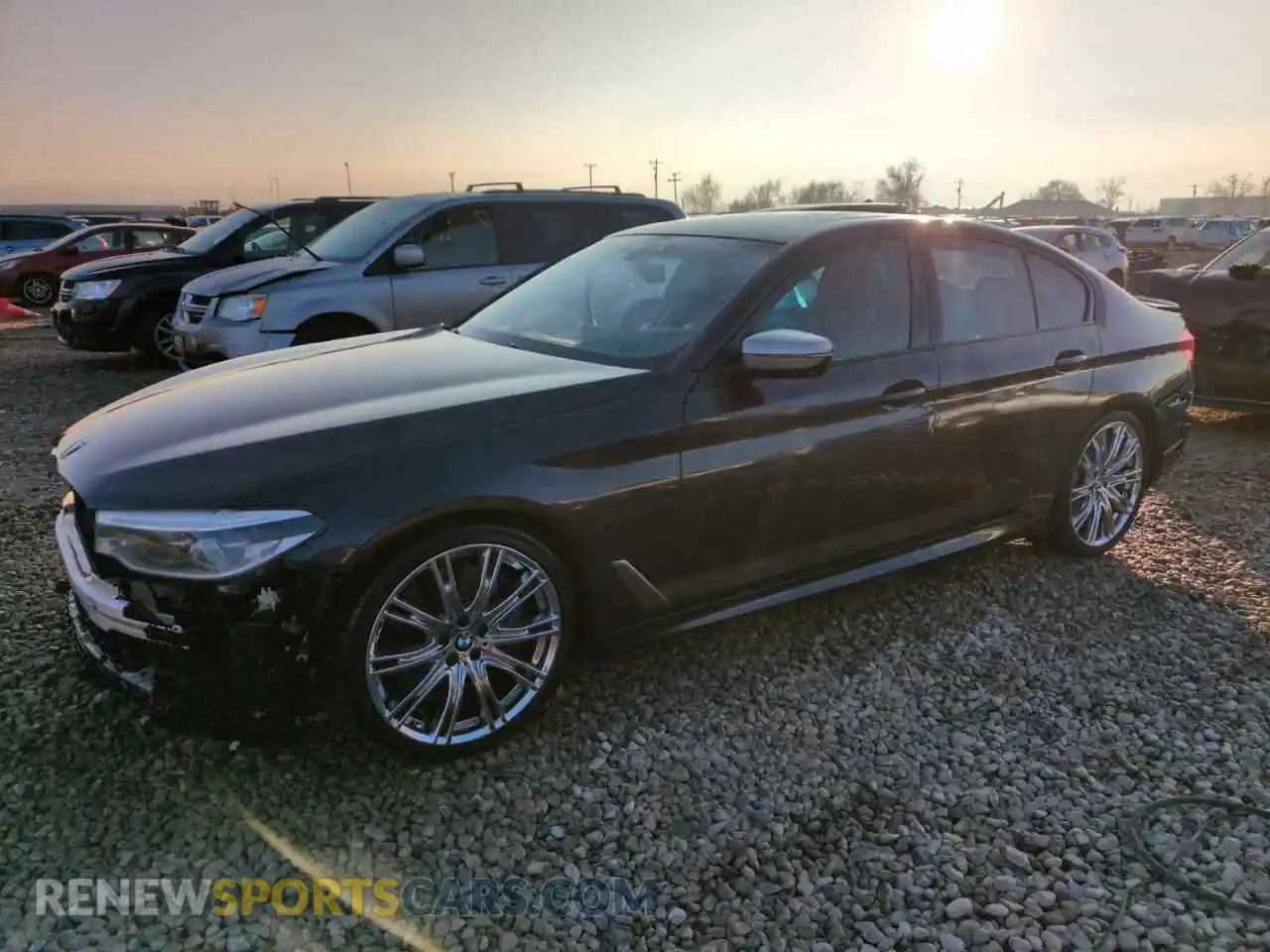 1 Photograph of a damaged car WBAJB9C59KB288499 BMW M5 2019