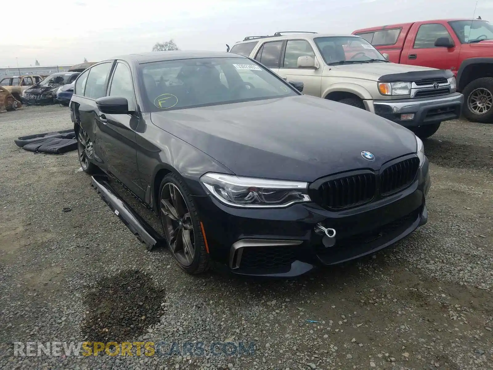 1 Photograph of a damaged car WBAJB9C59KB289281 BMW M5 2019