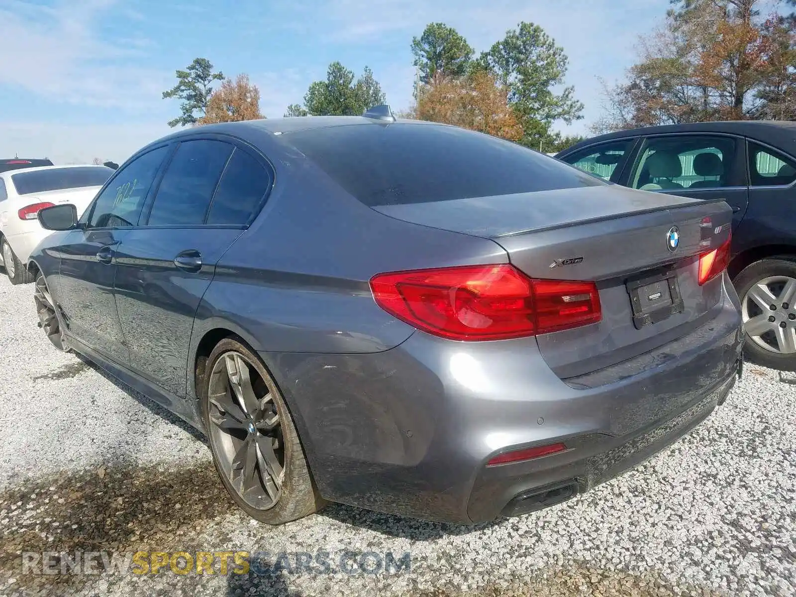 3 Photograph of a damaged car WBAJB9C59KB465035 BMW M5 2019