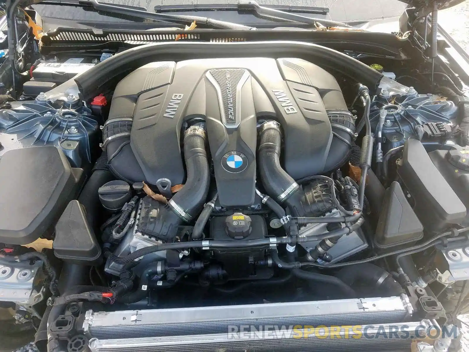 7 Photograph of a damaged car WBAJB9C59KB465035 BMW M5 2019