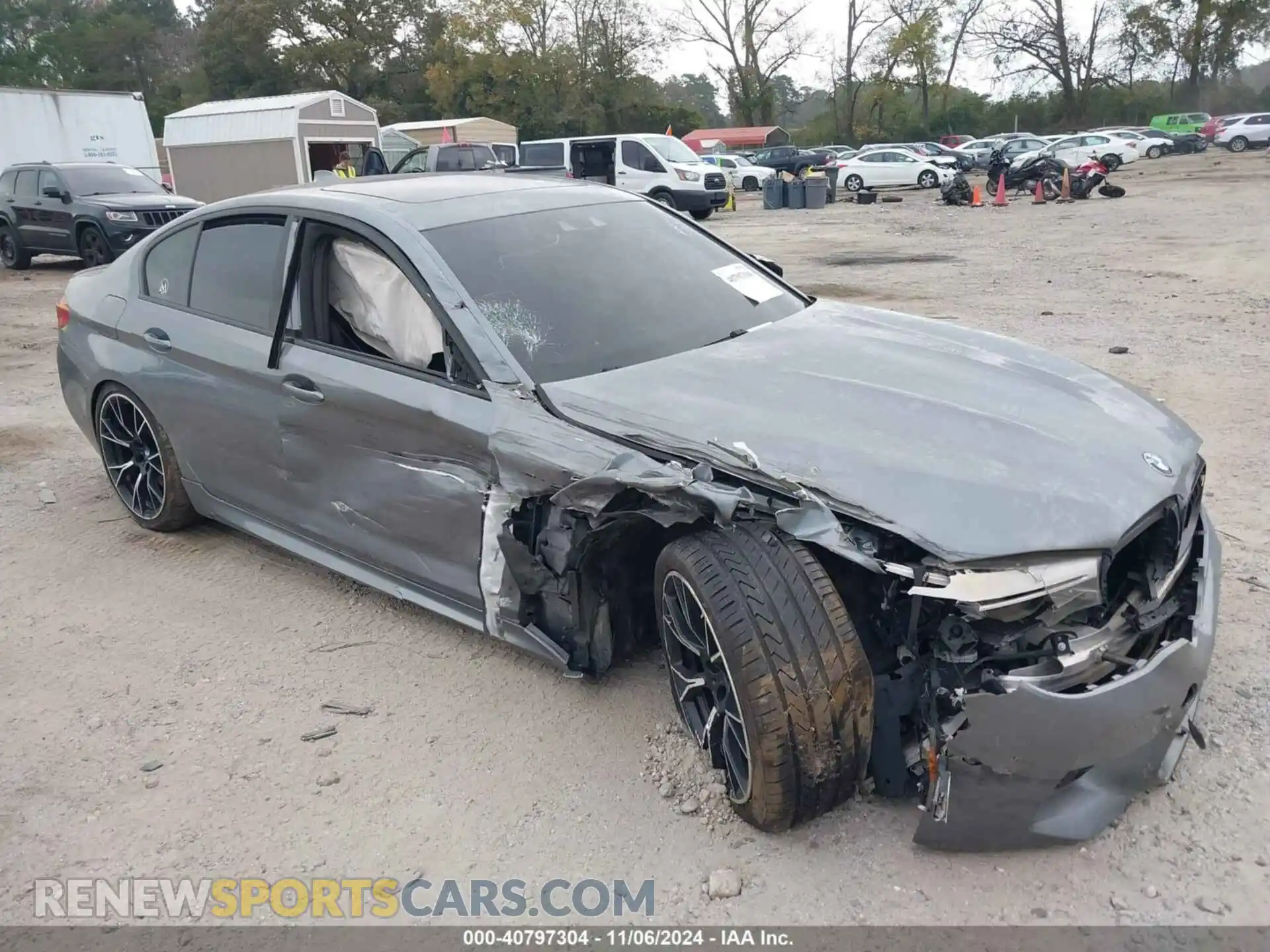 1 fotografías del automóvil dañado WBSJF0C51KB447320 BMW M5 2019
