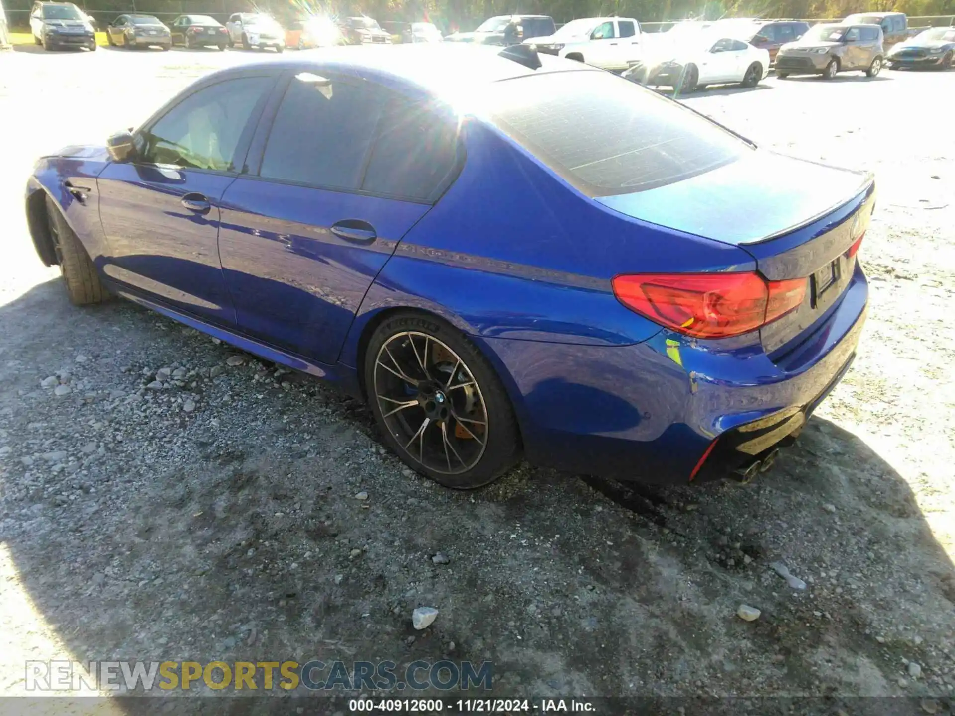 3 Photograph of a damaged car WBSJF0C52KB285598 BMW M5 2019