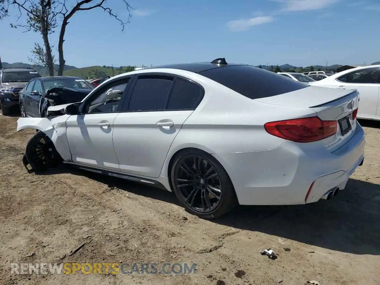 2 fotografías del automóvil dañado WBSJF0C56KB446714 BMW M5 2019