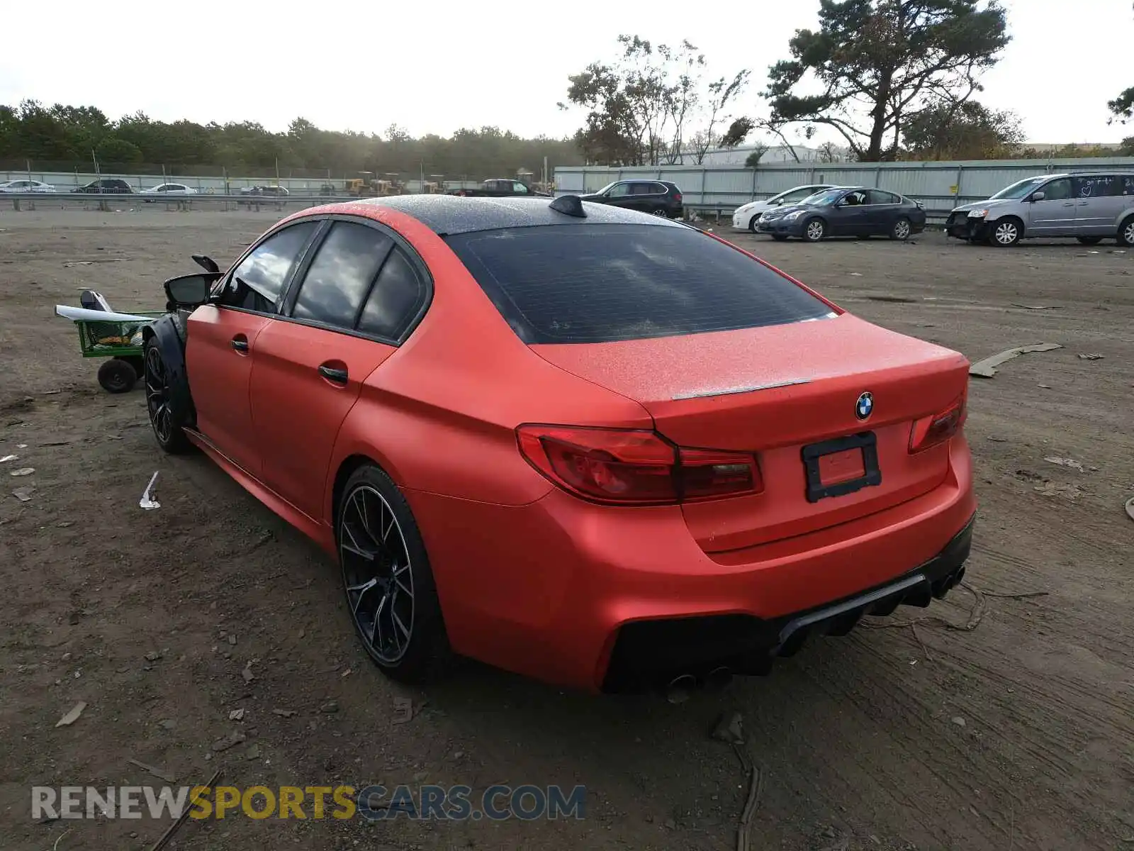 3 Photograph of a damaged car WBSJF0C57KB285709 BMW M5 2019