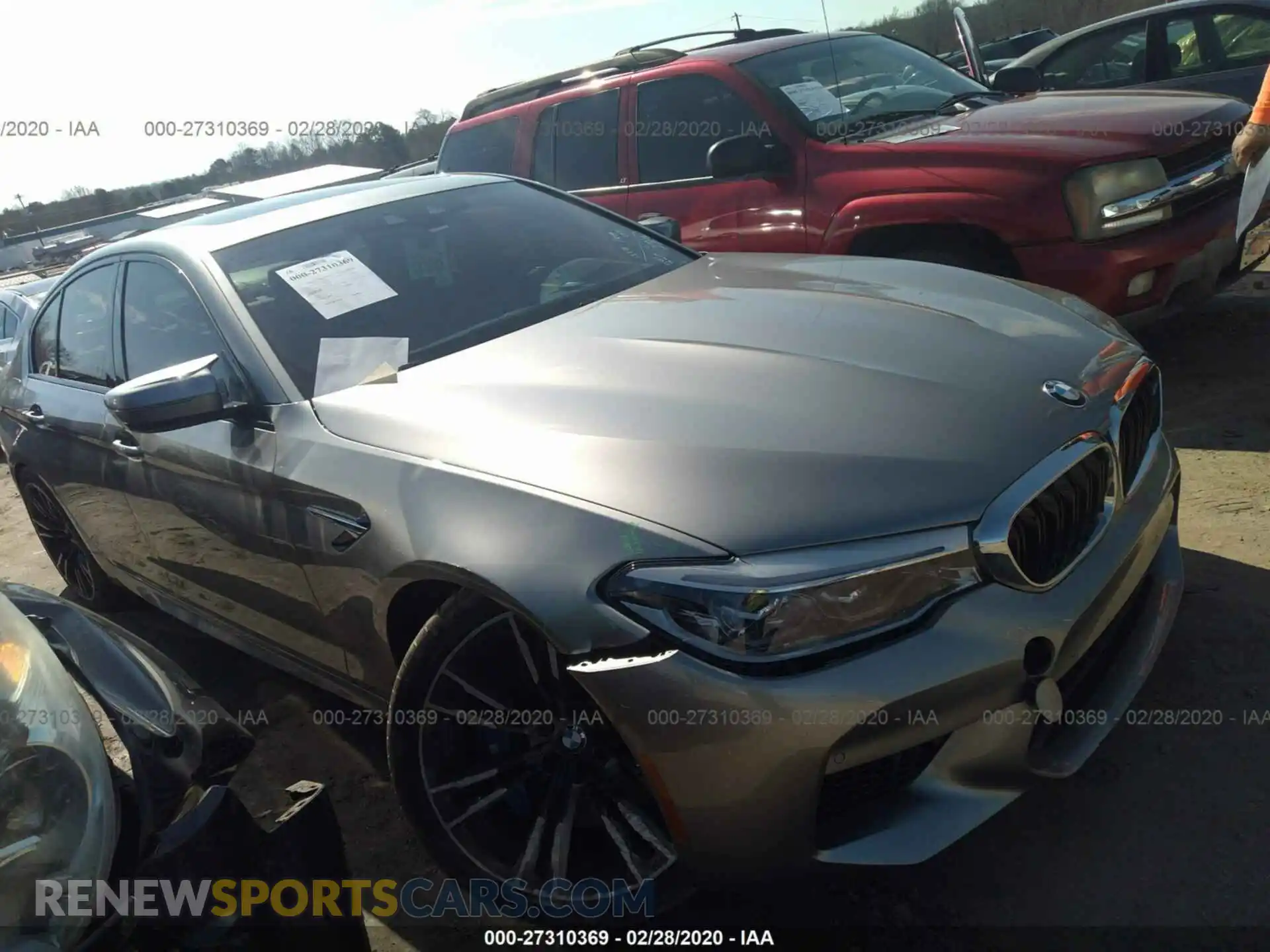 1 Photograph of a damaged car WBSJF0C5XKB448031 BMW M5 2019