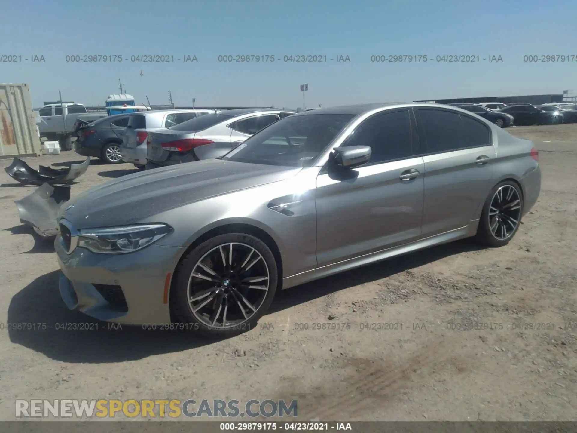 2 Фотография поврежденного автомобиля WBSJF0C05LCD10156 BMW M5 2020