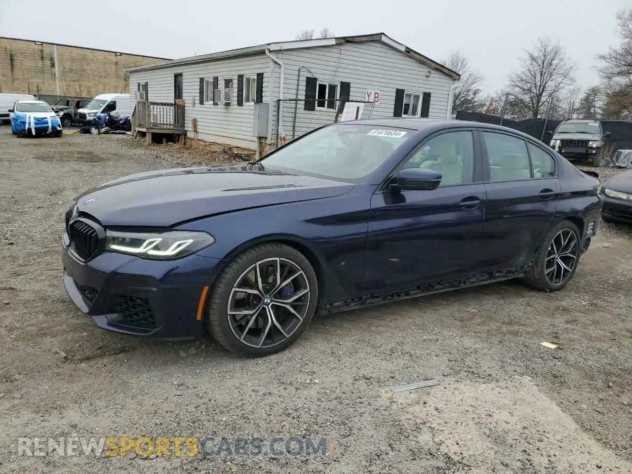 1 Photograph of a damaged car WBA13BK03MCF67697 BMW M5 2021