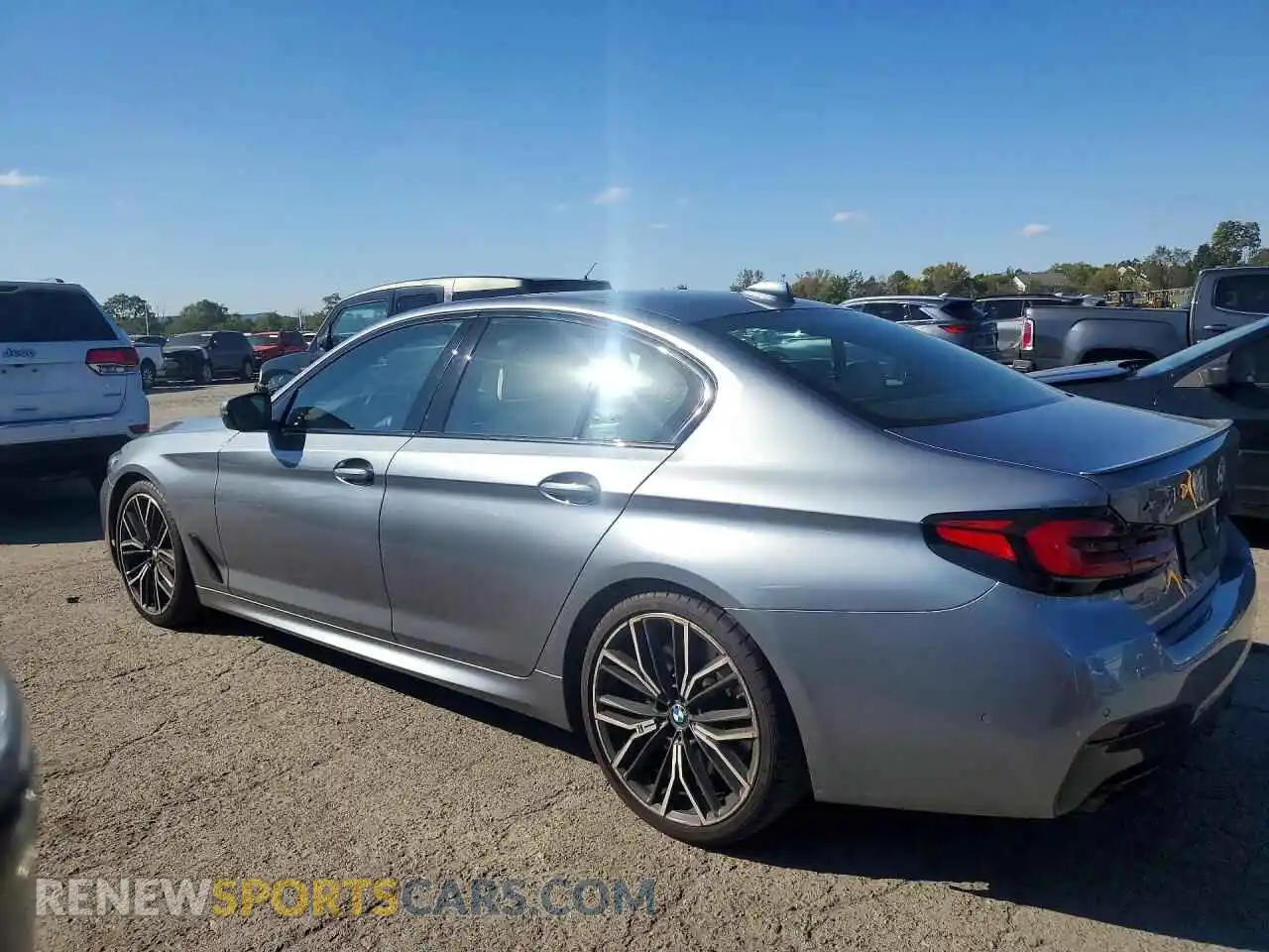 2 fotografías del automóvil dañado WBA13BK03MCG04585 BMW M5 2021