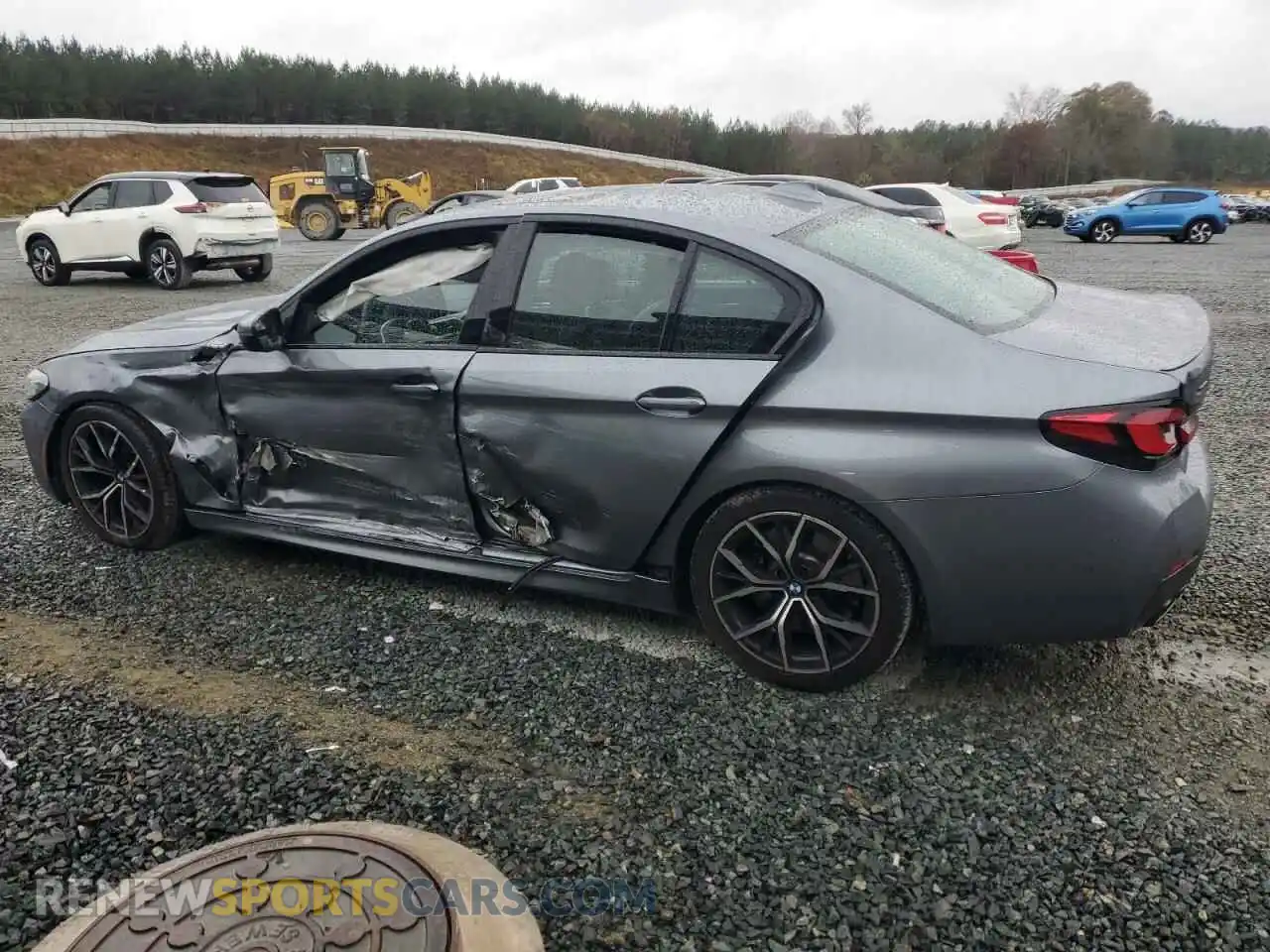 2 Photograph of a damaged car WBA13BK04MCG79652 BMW M5 2021