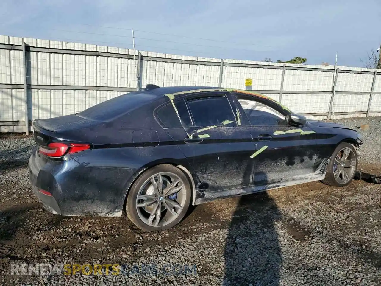 3 Фотография поврежденного автомобиля WBA13BK06MCF15237 BMW M5 2021