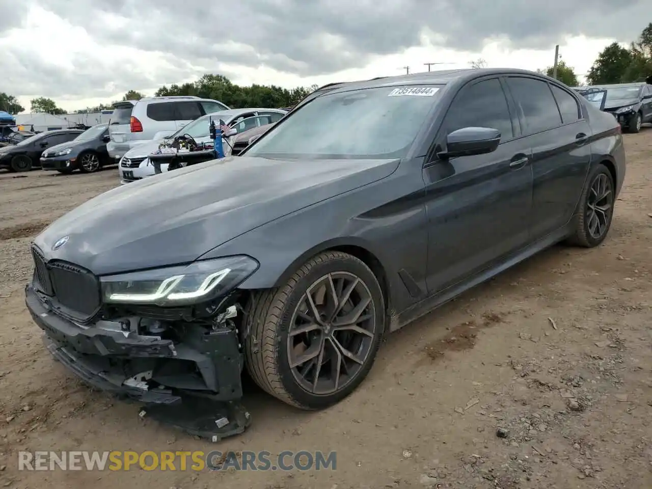 1 Photograph of a damaged car WBA13BK06MCF41921 BMW M5 2021