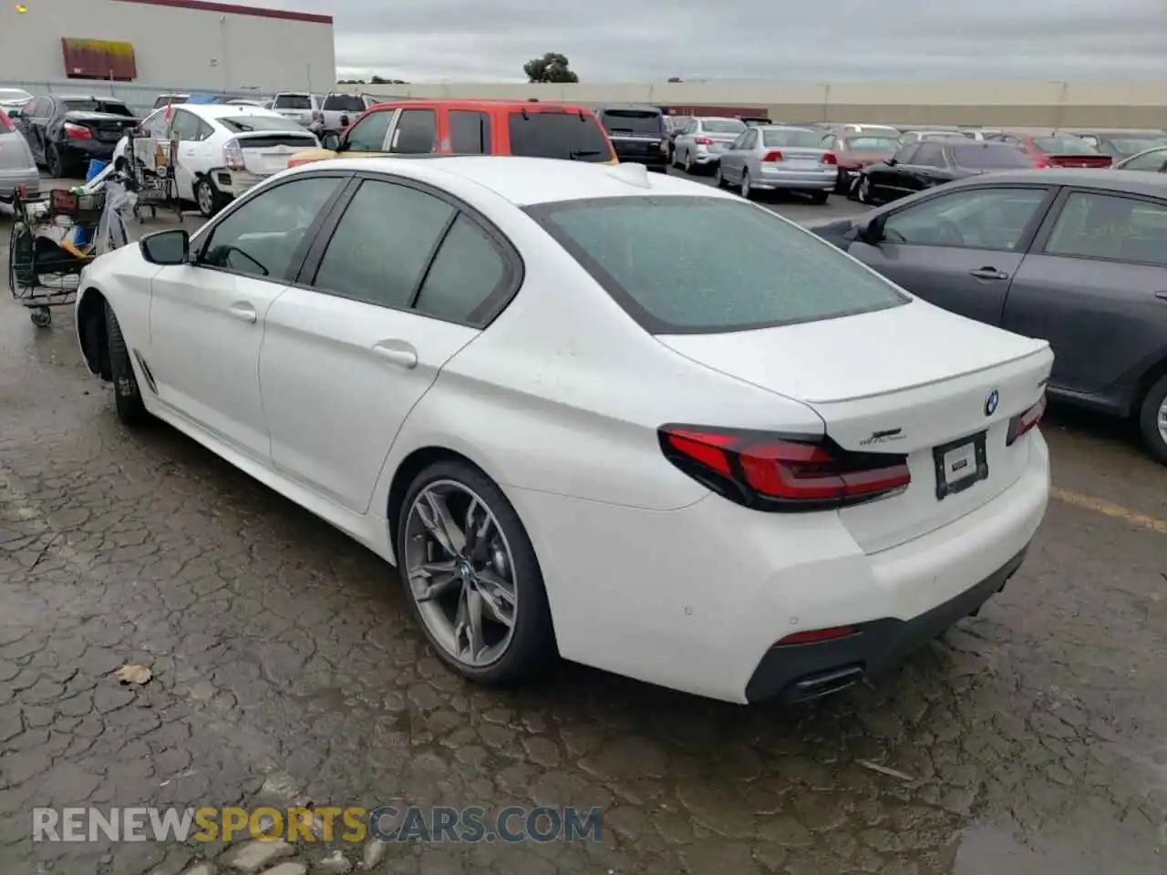 3 Photograph of a damaged car WBA13BK07MCF85023 BMW M5 2021