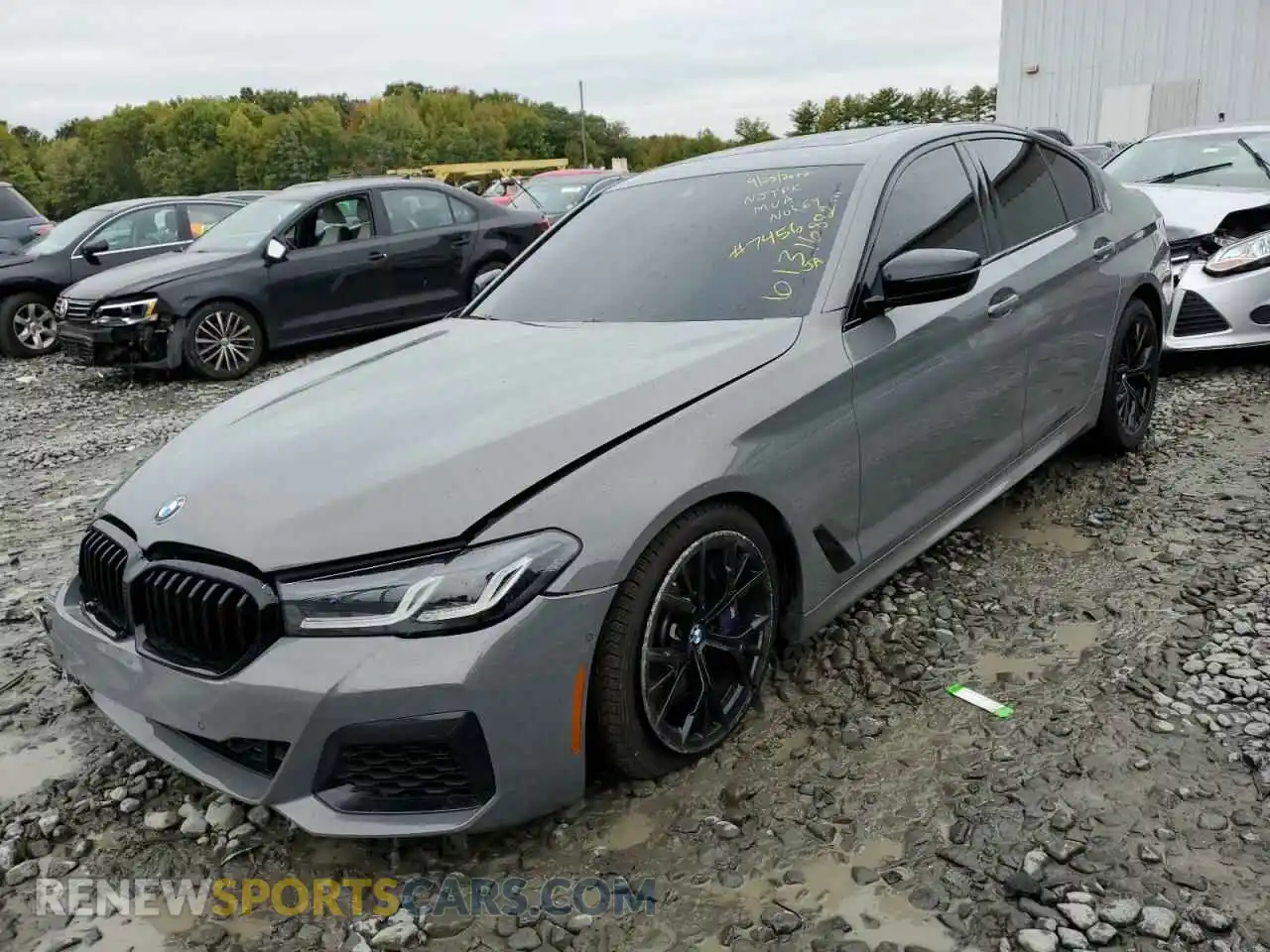 2 Photograph of a damaged car WBA13BK0XMCF97456 BMW M5 2021