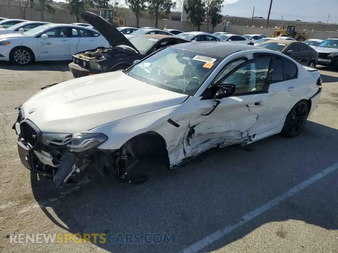 1 Photograph of a damaged car WBS83CH00MCF66384 BMW M5 2021