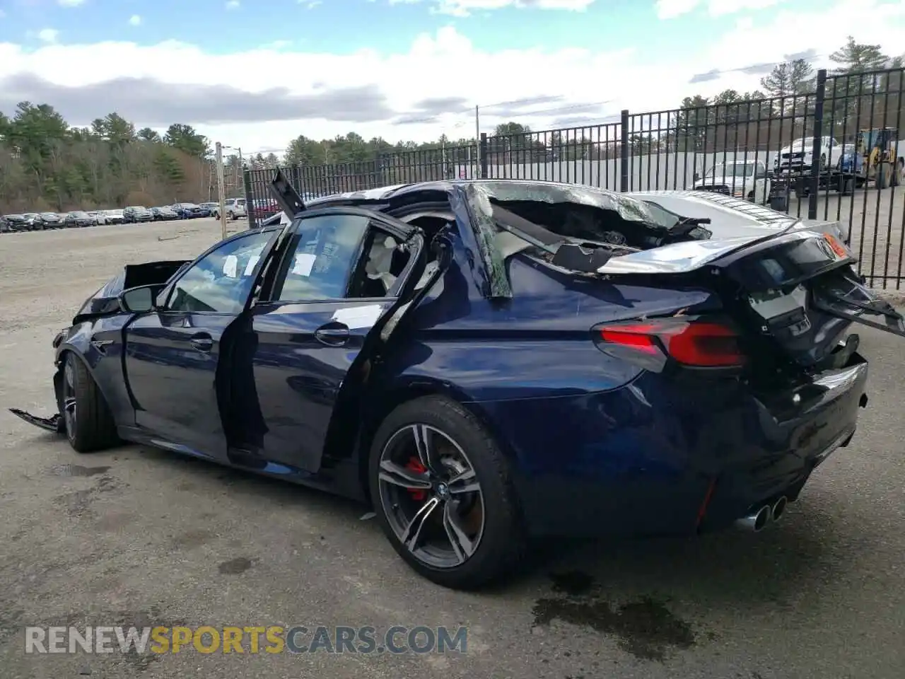 2 Photograph of a damaged car WBS83CH03MCF57209 BMW M5 2021