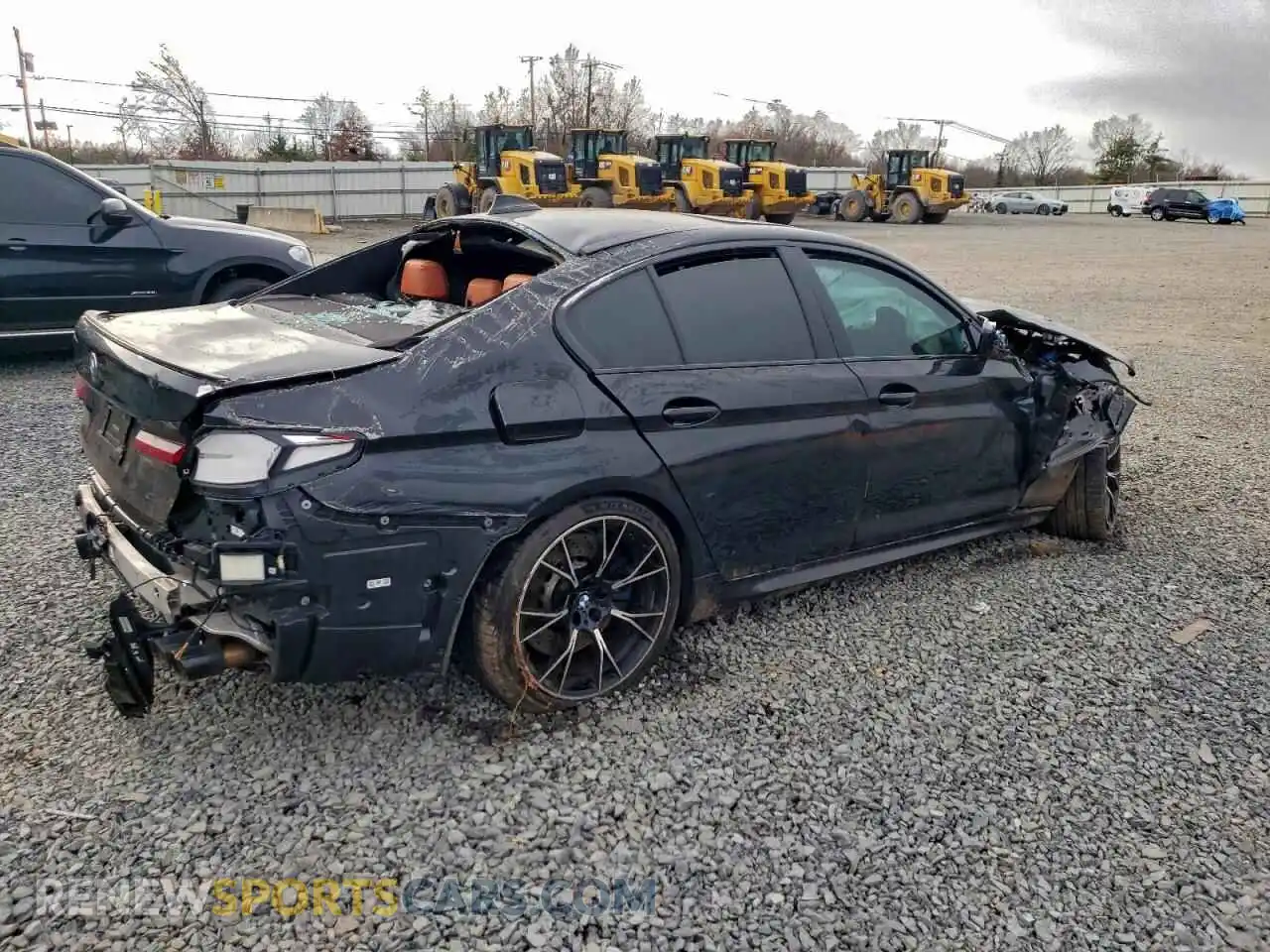 3 Фотография поврежденного автомобиля WBS83CH03MCH12048 BMW M5 2021