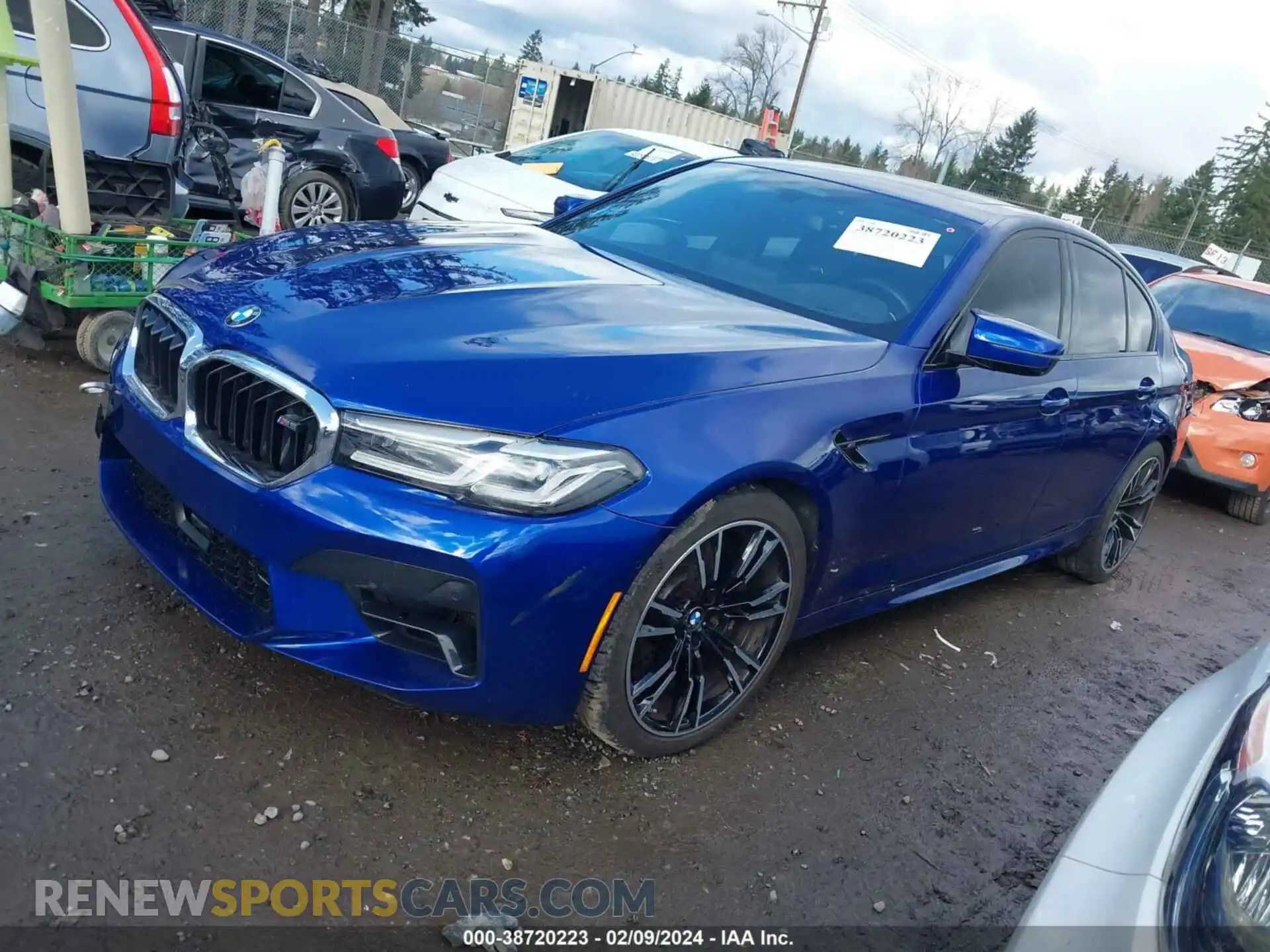 2 Photograph of a damaged car WBS83CH07MCF81223 BMW M5 2021