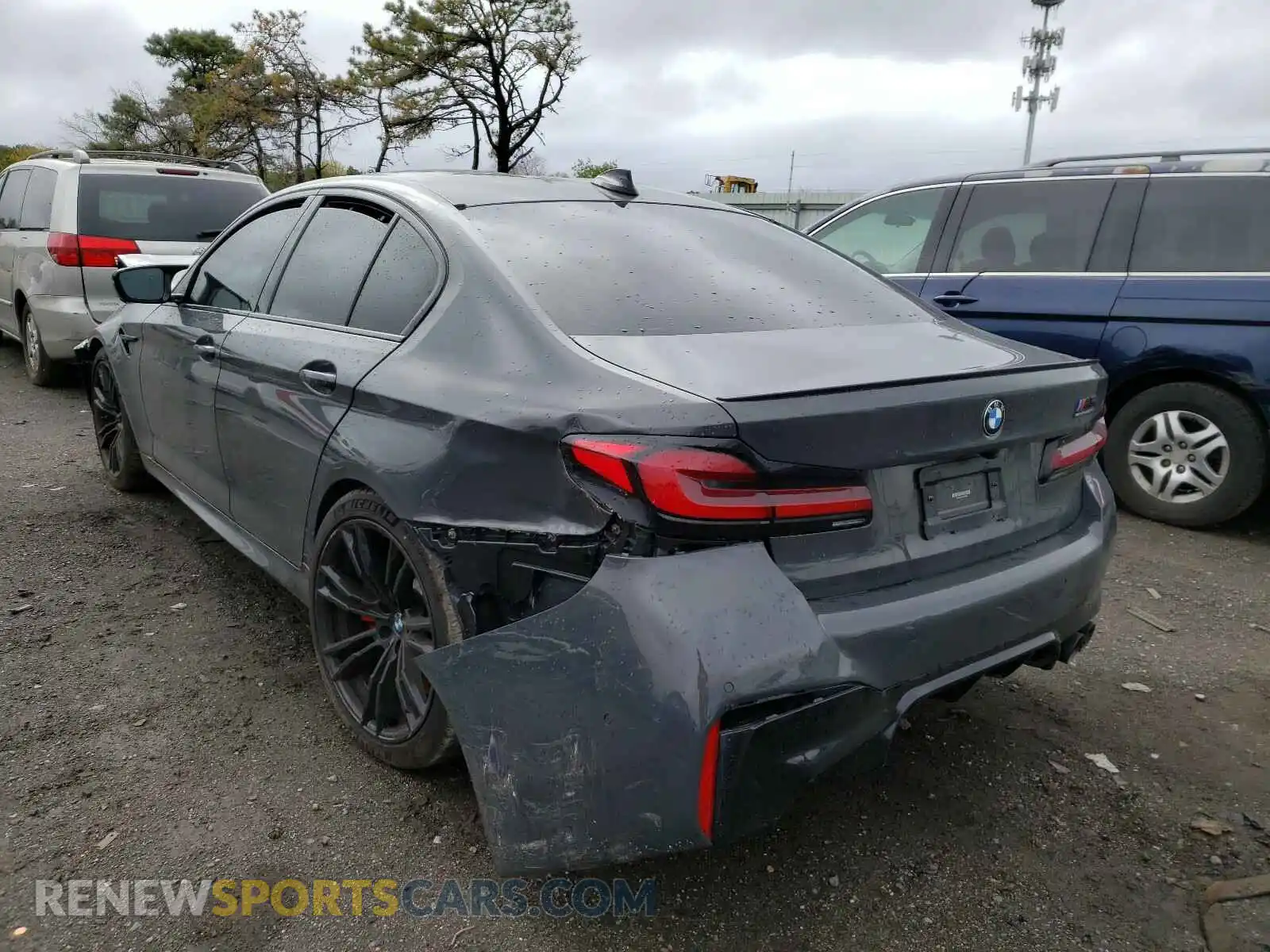3 Photograph of a damaged car WBS83CH08MCF03646 BMW M5 2021