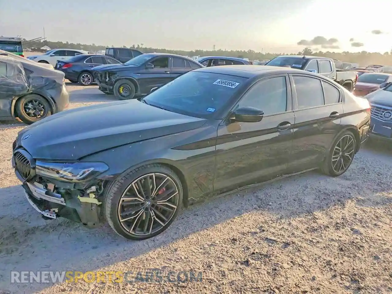 1 Фотография поврежденного автомобиля WBA13BK03PCM24721 BMW M5 2023