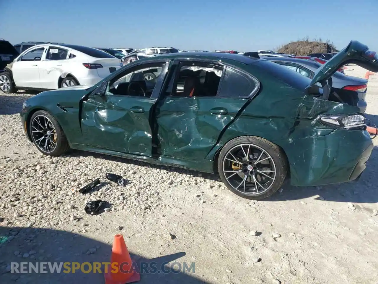 2 Photograph of a damaged car WBS83CH02PCM33496 BMW M5 2023