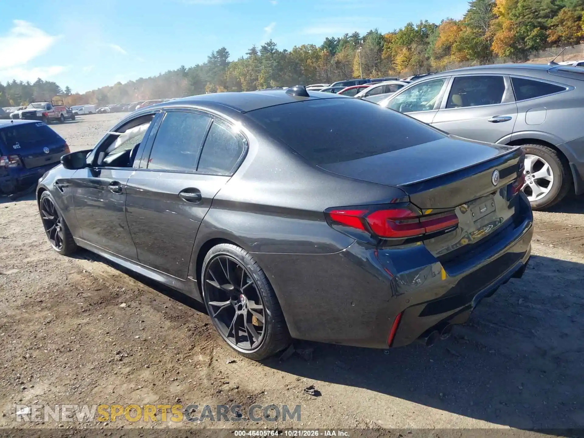 3 Photograph of a damaged car WBS83CH03PCM53286 BMW M5 2023